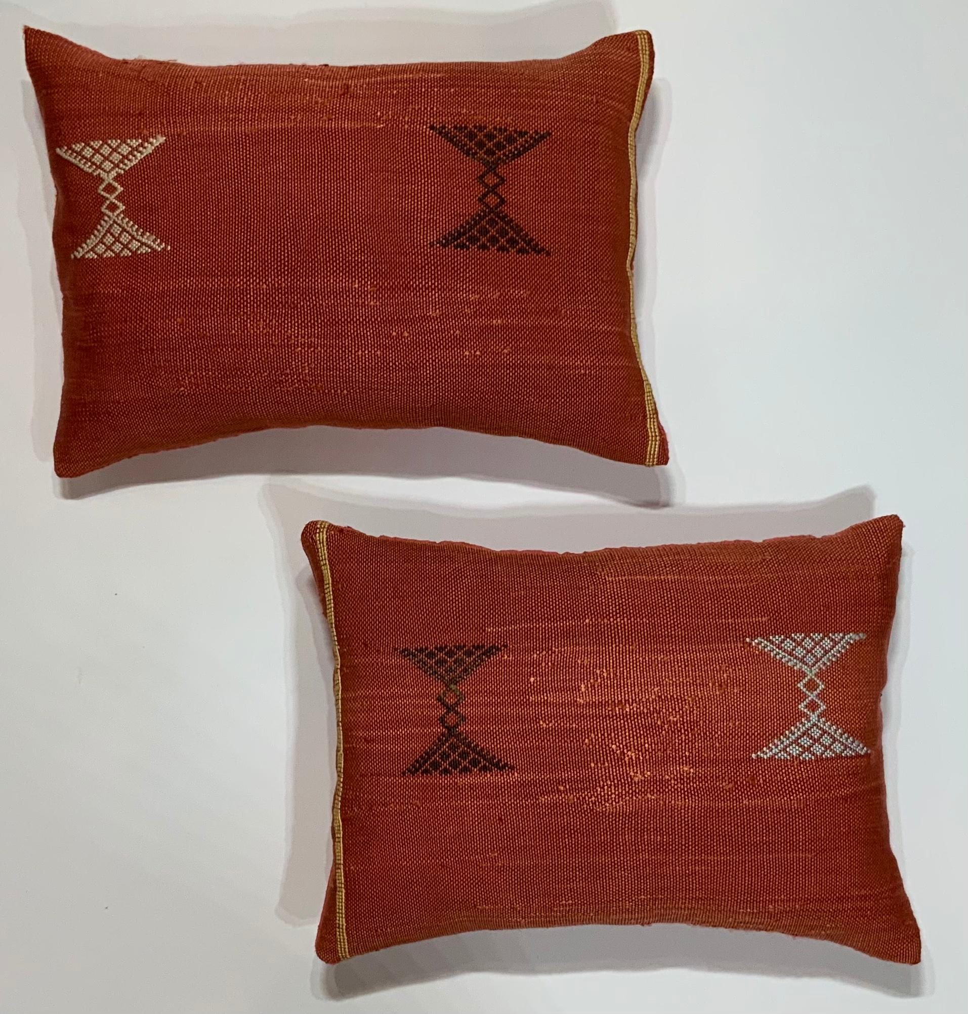 Pair of Cactus Silk Red Pillow 3