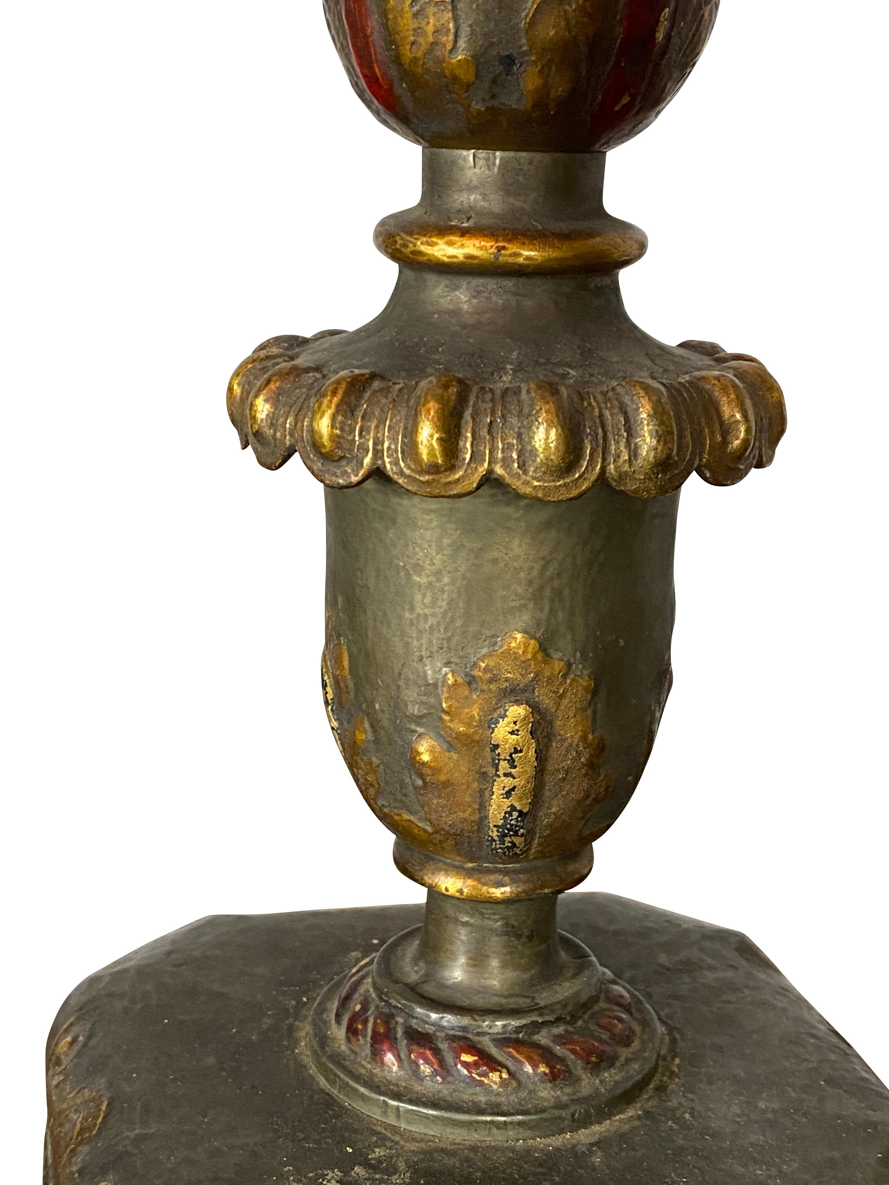 Paar Caldwell-Tischlampen aus Zinn und Bronze (amerikanisch) im Angebot
