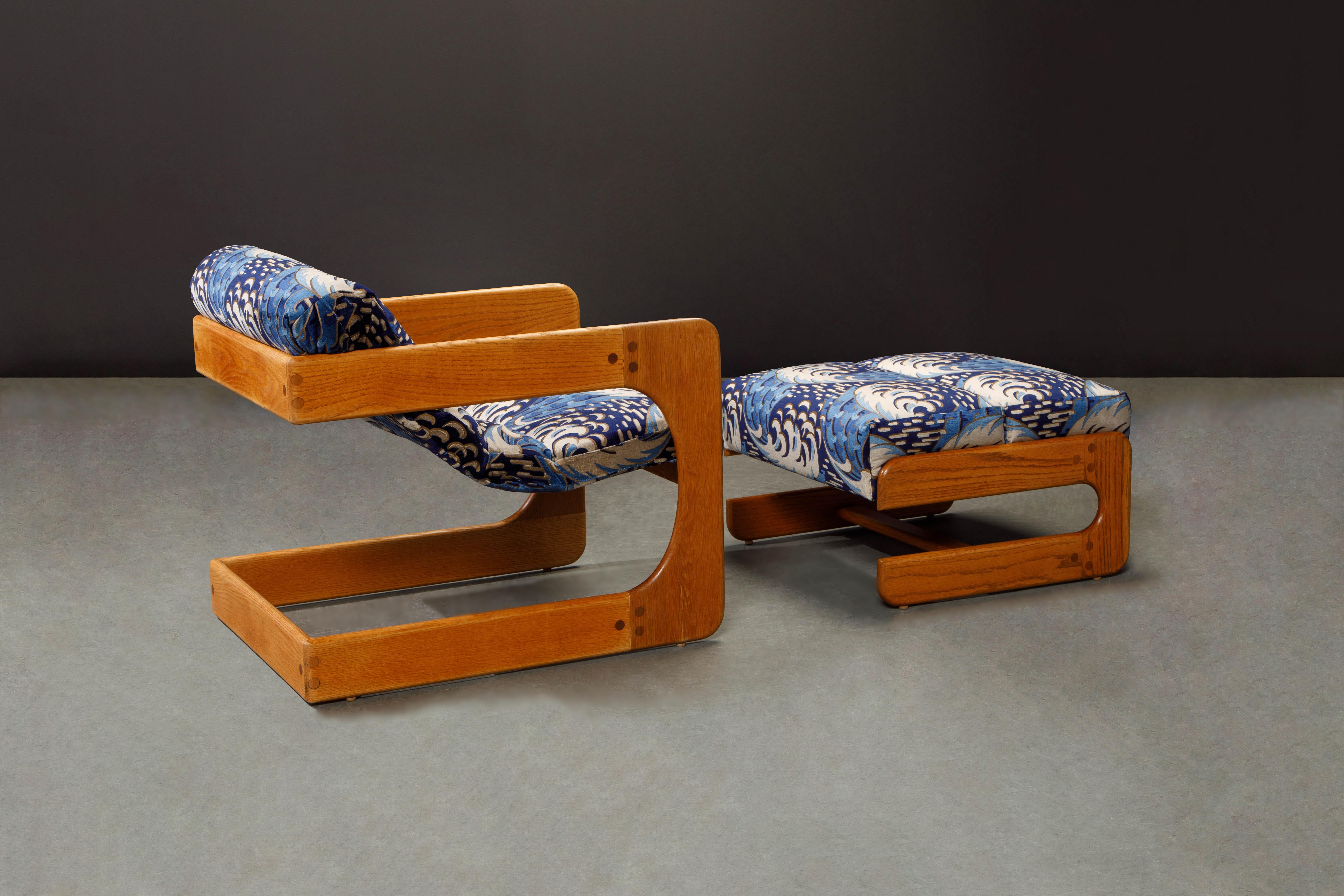 Pair of California Modern Lou Hodges Lounge Chairs and Ottomans, 1979, Signed For Sale 1