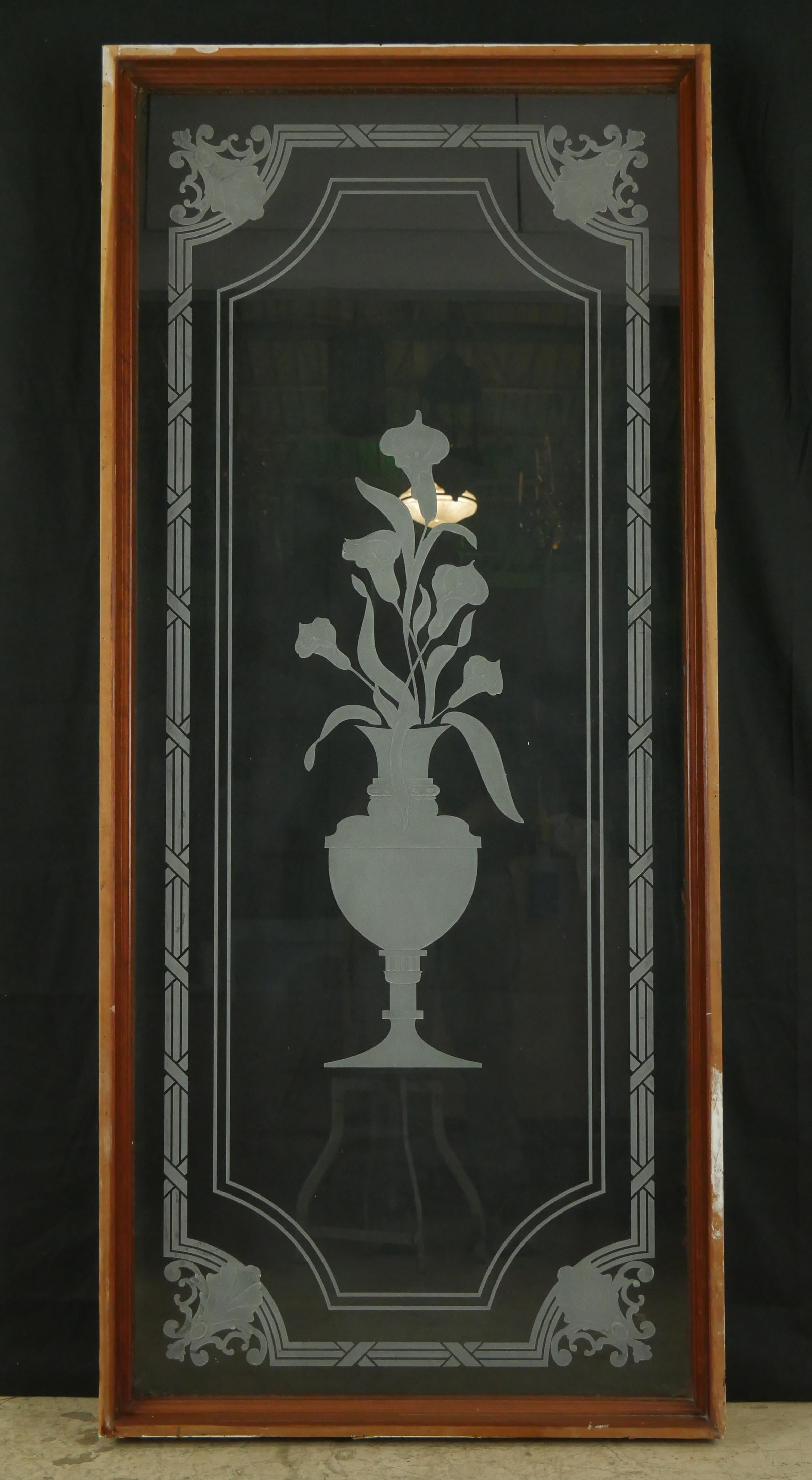 Pair of Calla Lily Urn Etched Clear Glass Window Panels For Sale 4