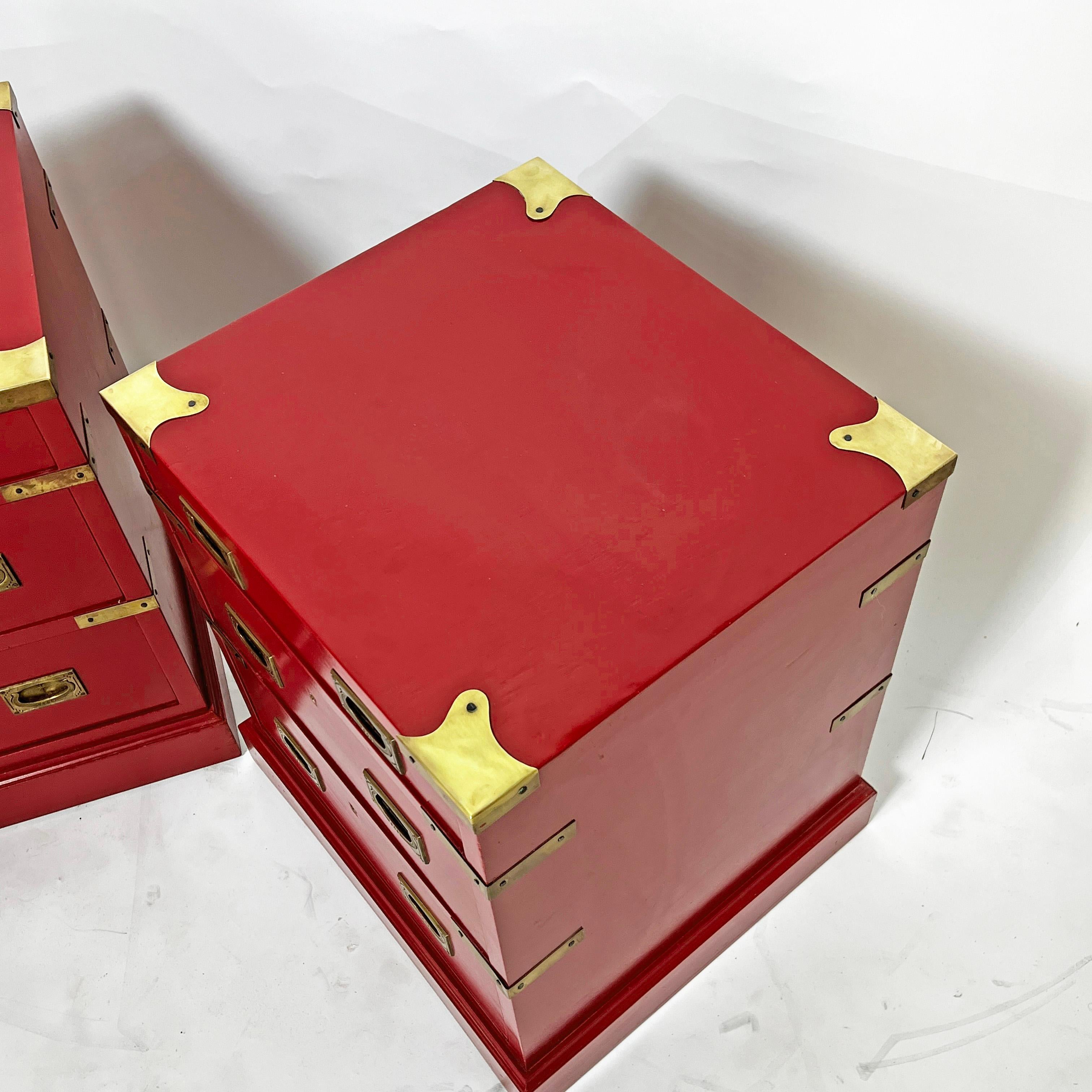 Late 20th Century Pair of Campaign Style Bed Side Tables by Trouvailles Circa 1970s For Sale