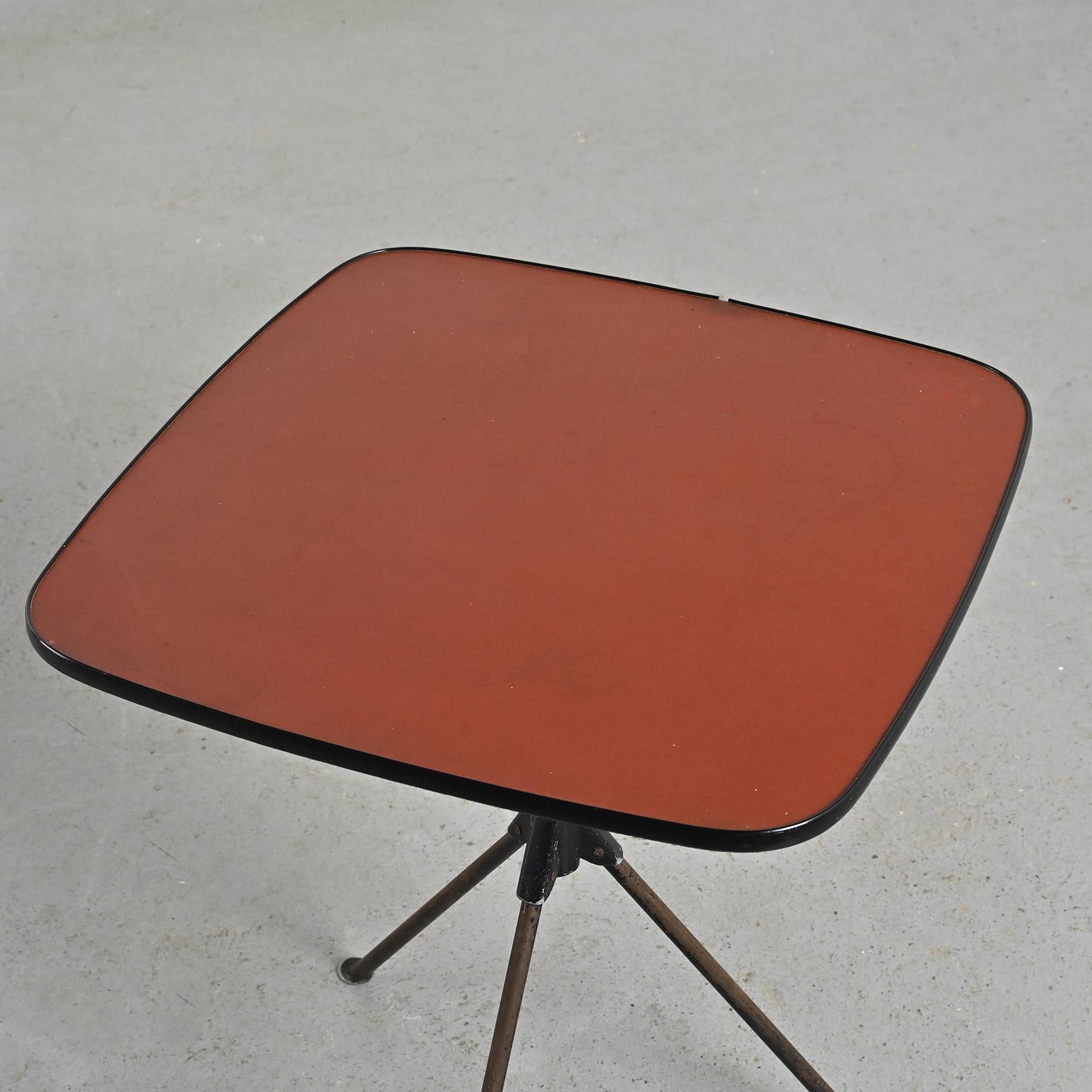 Ein Paar Camping-Tische, Willy Guhl zugeschrieben, Belmet Zürich, ca. 1950 6