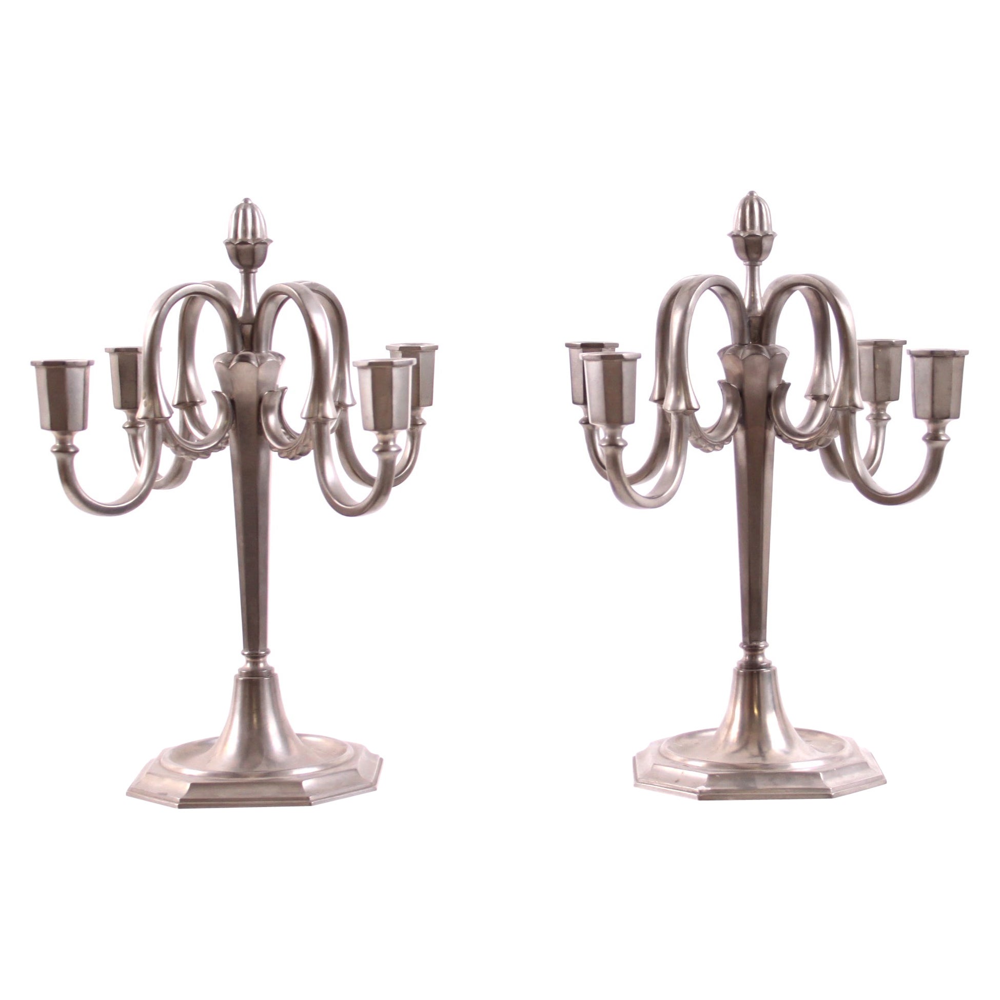 Coppia di candelabri JL Hultman per Svenskt Tenn, peltro, Svezia anni '30 in vendita