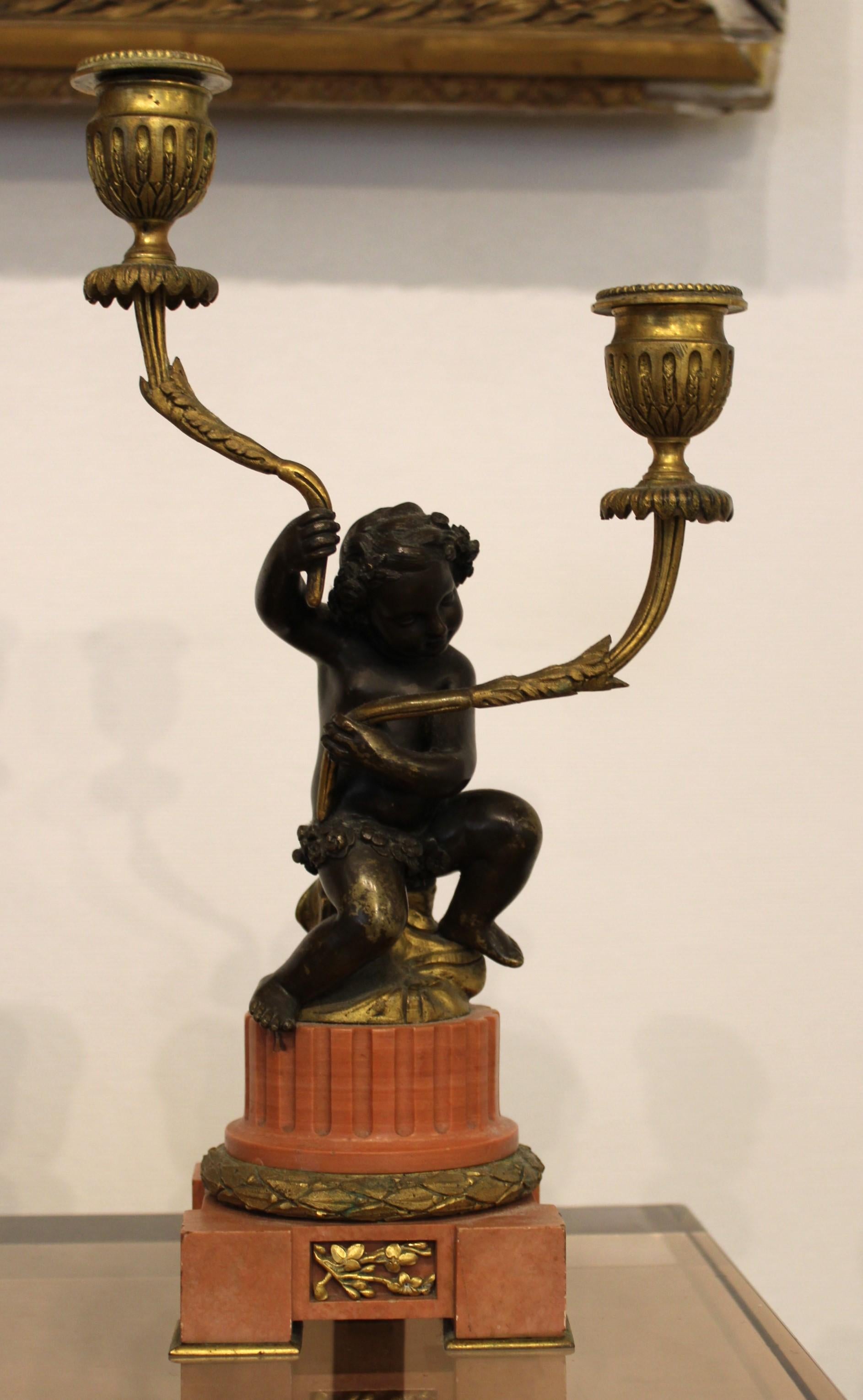 Bronzo Coppia di candelabri, XIX secolo in vendita