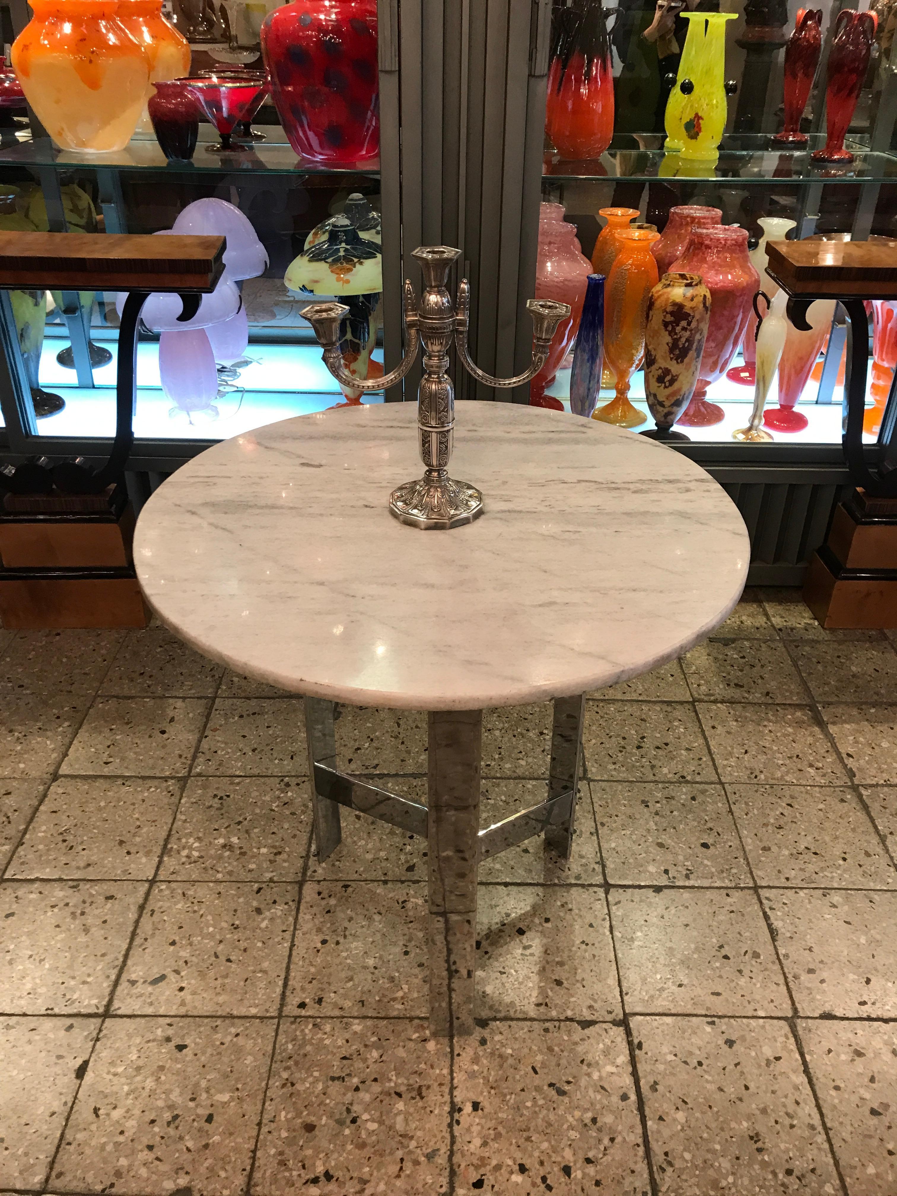 Pair of candelabras

Material: Silver plated
We have specialized in the sale of Art Deco and Art Nouveau and Vintage styles since 1982. If you have any questions we are at your disposal.
Pushing the button that reads 'View All From Seller'. And