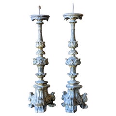 Coppia di portacandele, legno, foglia d'argento, primi anni del 1800