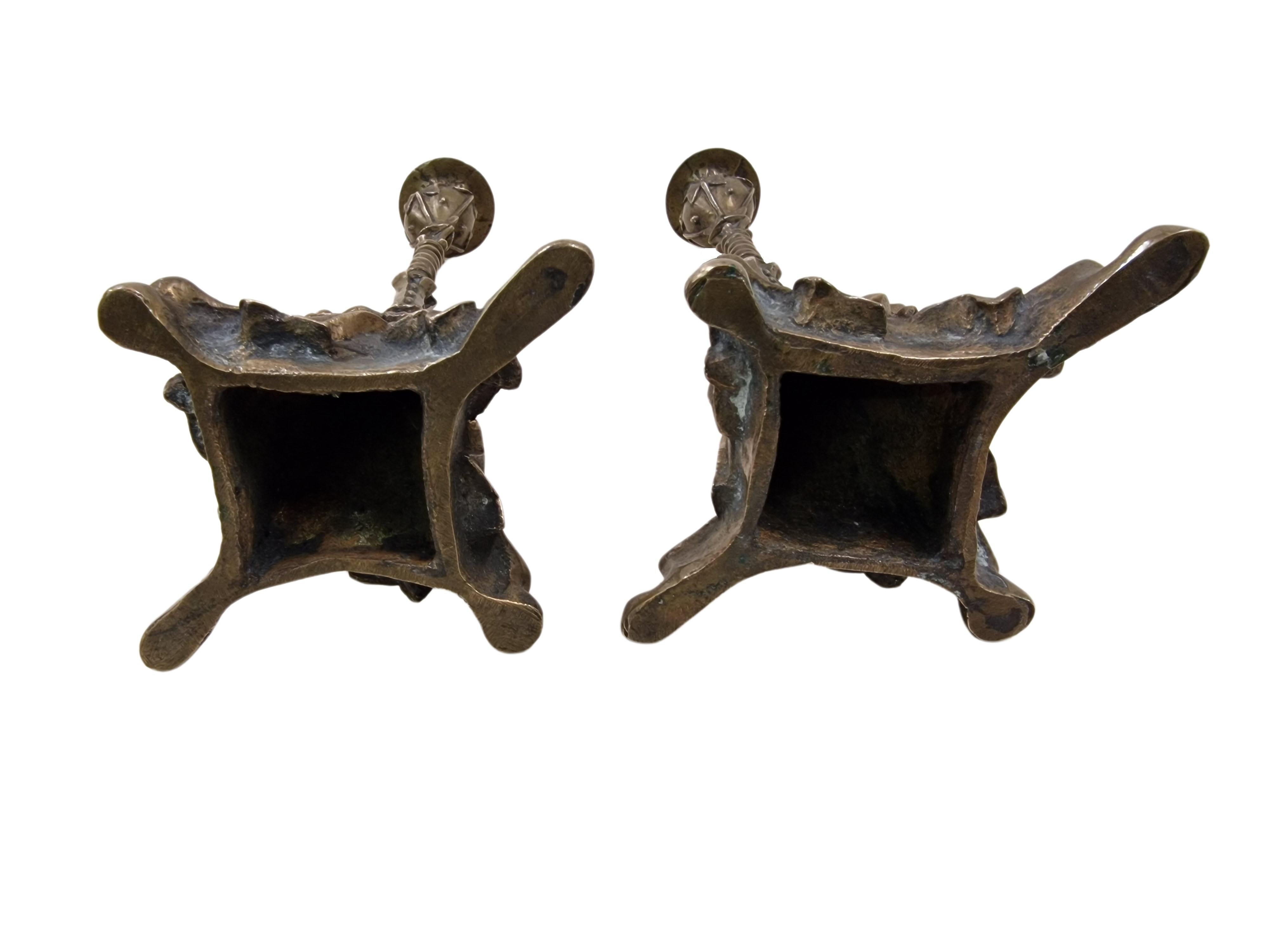 Pair of candle sticks holders, solid bronze, ivy decor, Art Nouveau 1890, Europe For Sale 1