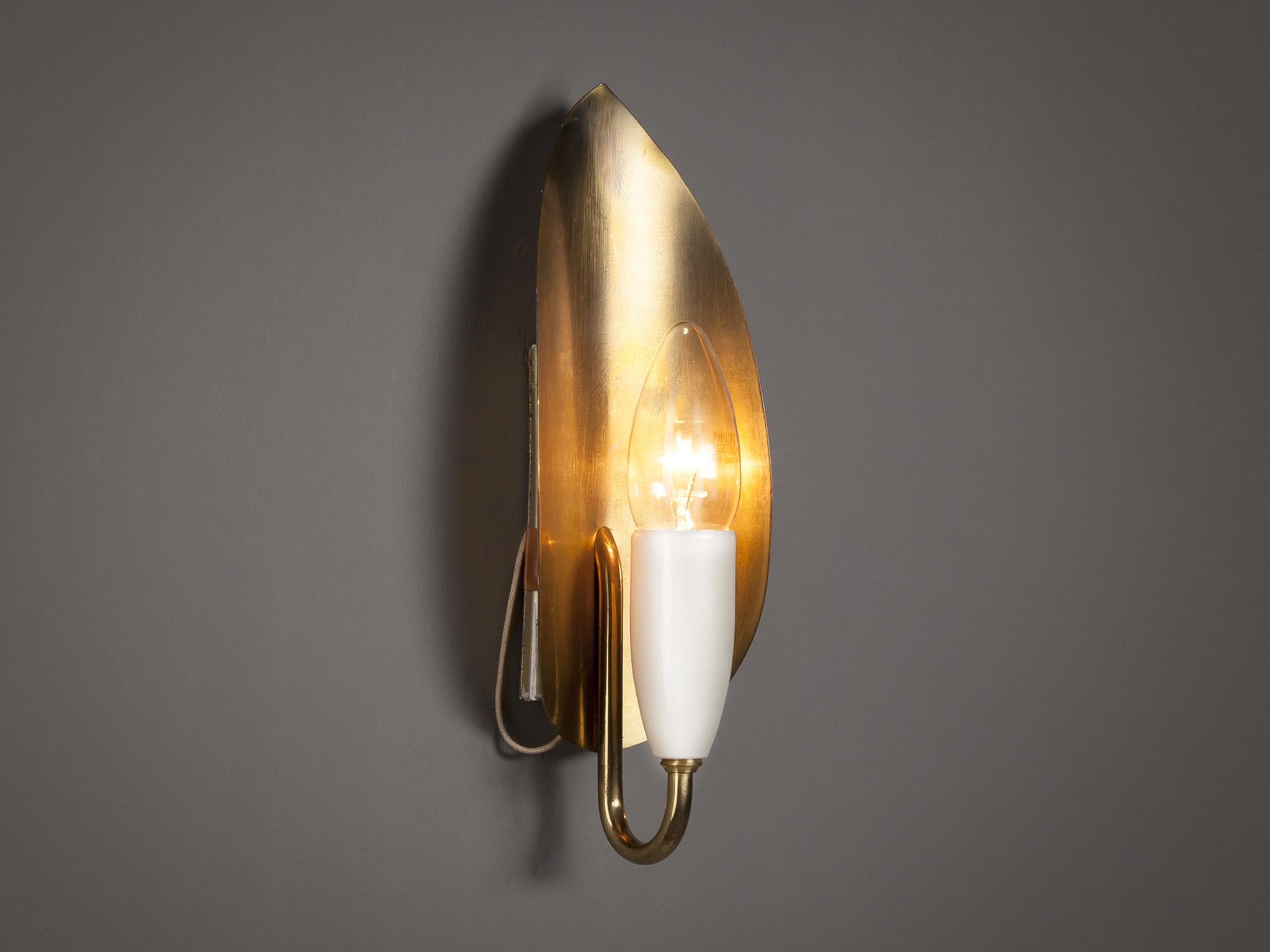 Pair of Candle Wall Lights in Brass In Good Condition In Waalwijk, NL