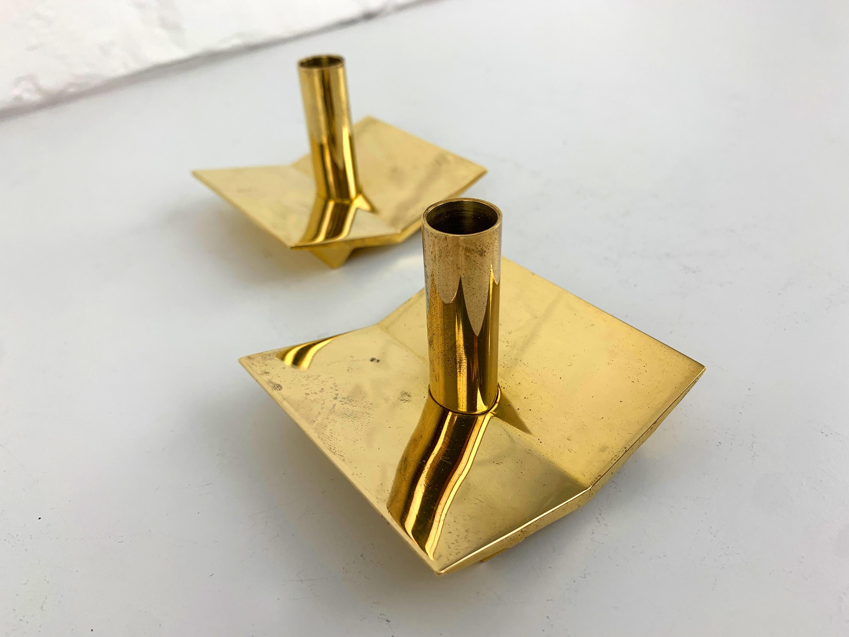 Pair of Candleholders N°70 in Brass by Pierre Forsell for Skultuna Sweden 1960s For Sale 1