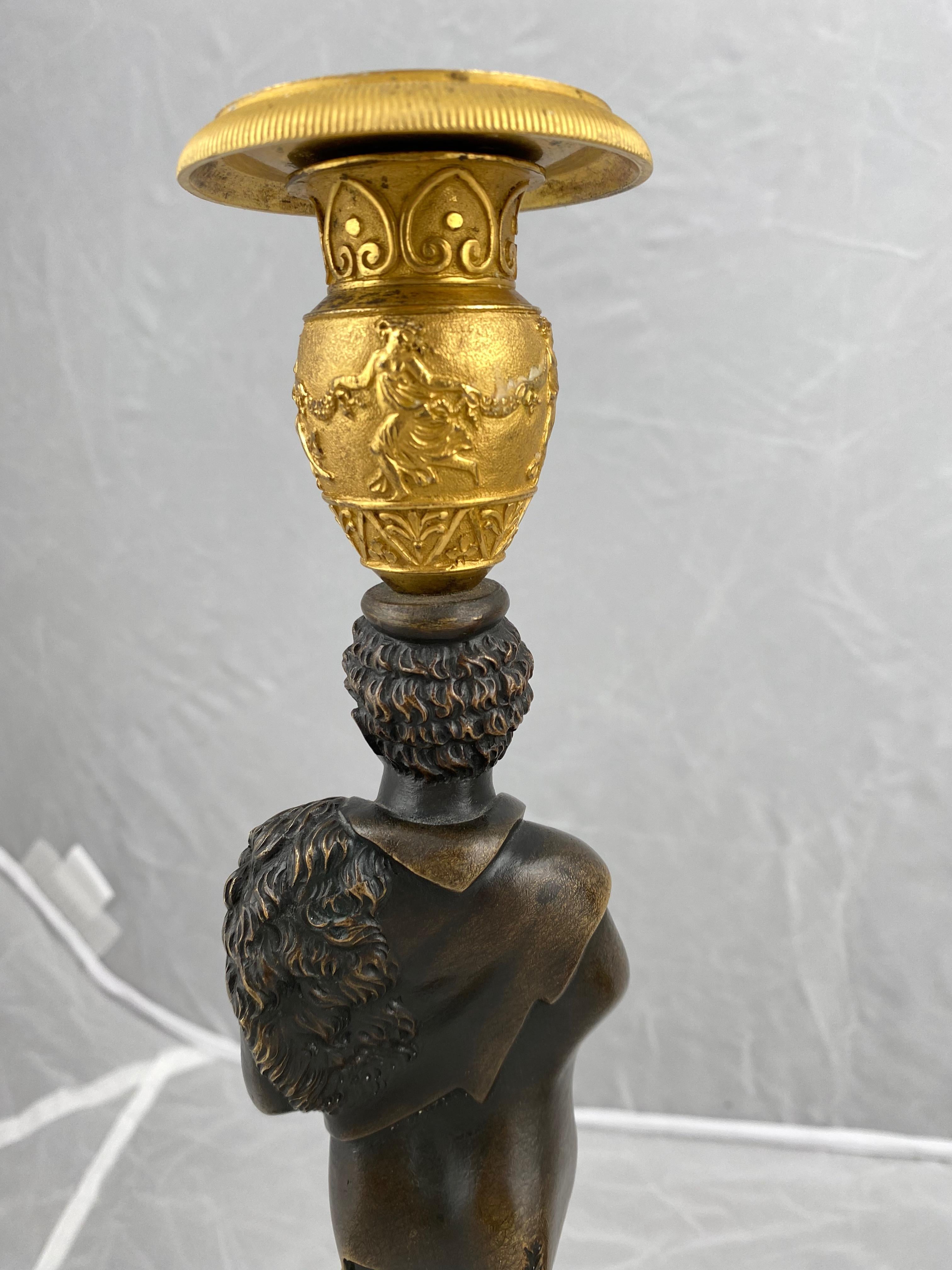 Paire de chandeliers, de style Empire français, vers 1810 3