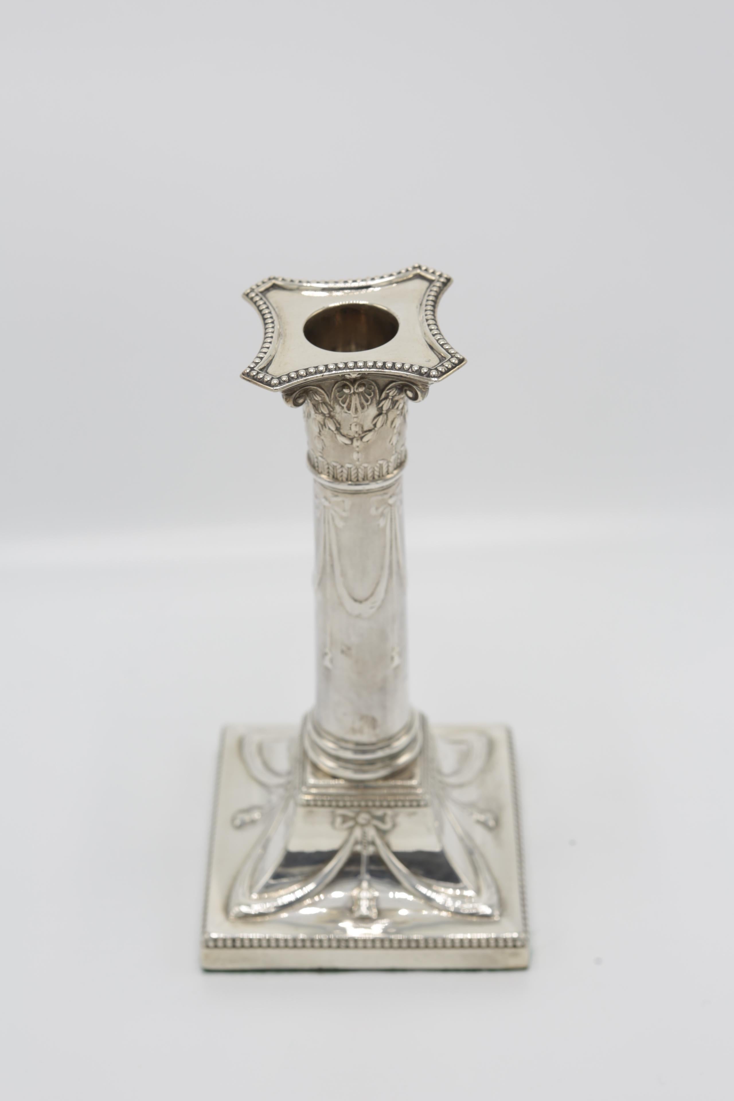 Pair of Candlesticks, London 1909, 925 Sterling Silver, Hallmarked For Sale 1
