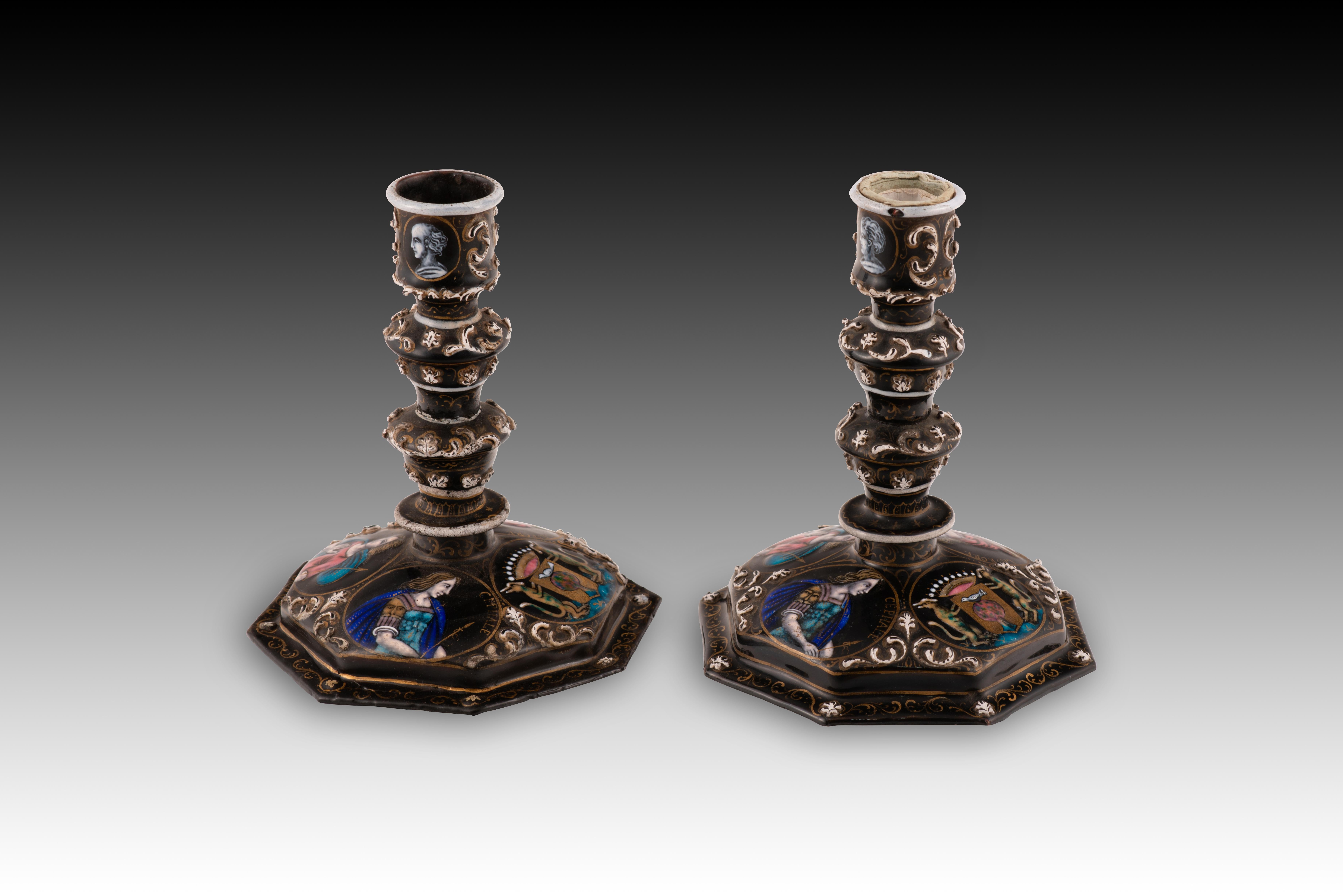 Paar Kerzenständer. Metall, Emaille. Limoges, Frankreich, 19. Jahrhundert. (Europäisch) im Angebot