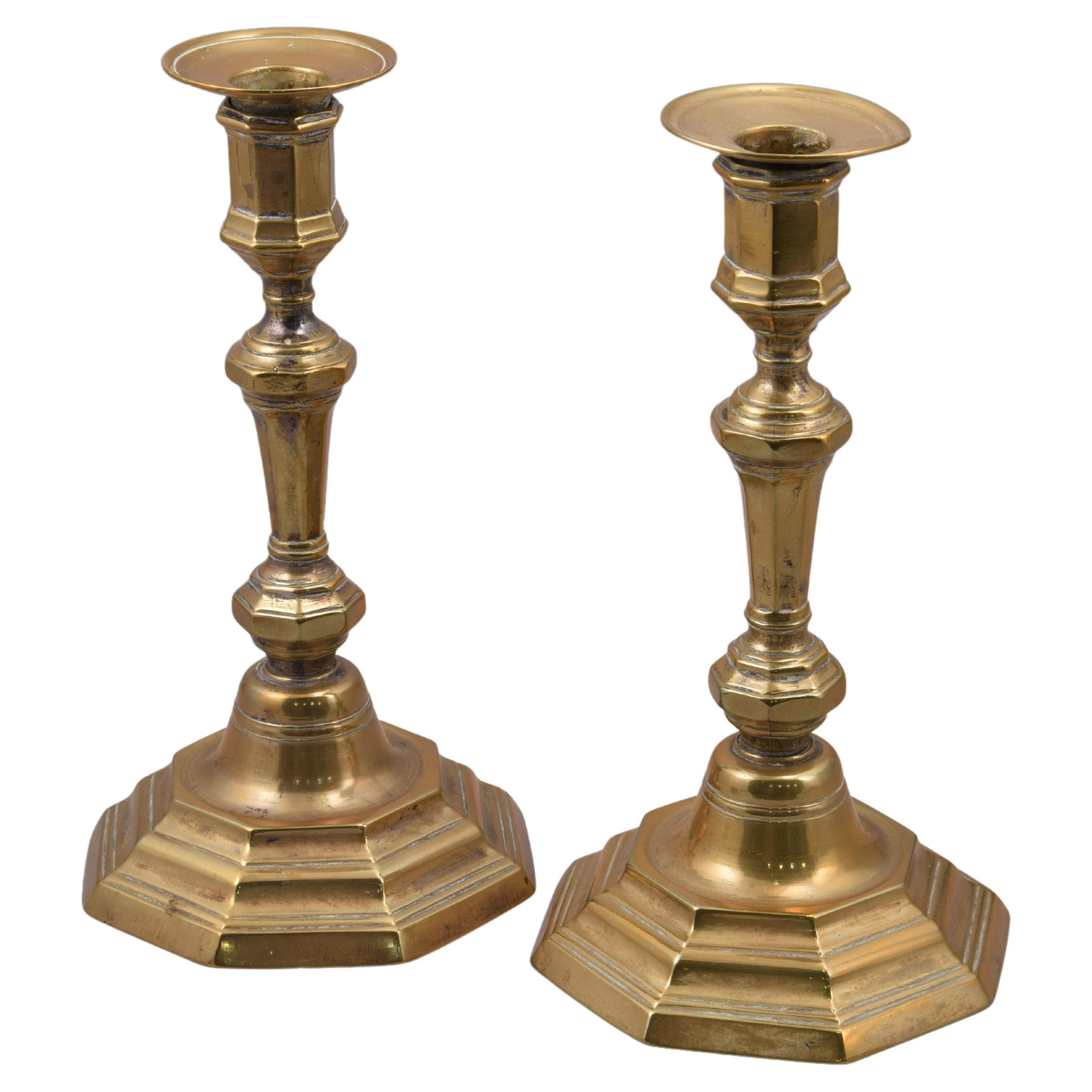 Pair of candlesticks or candle holders. Bronze. 18th century. For Sale
