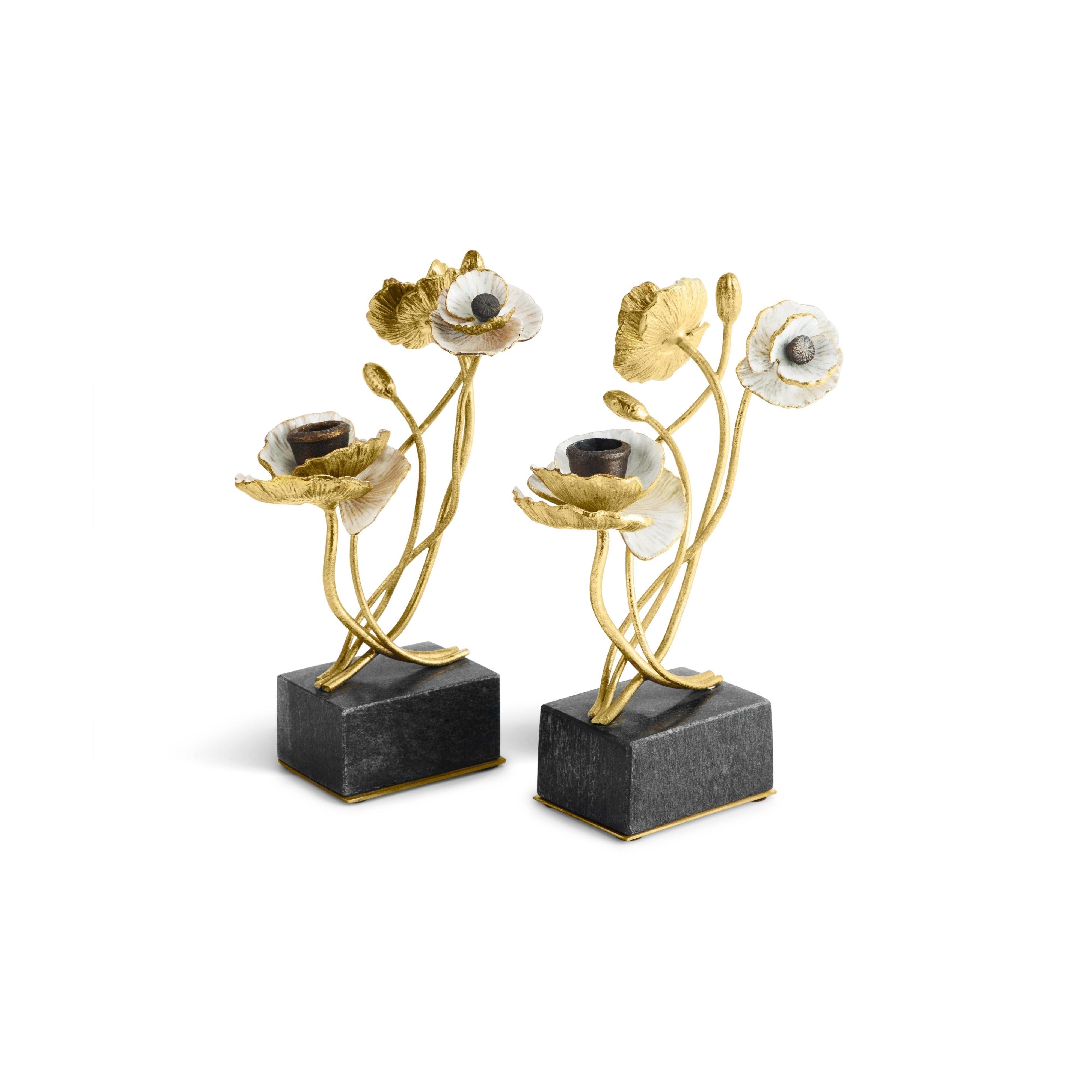 Pareja de Candeleros con Diseño de Anémonas, Metal Esmaltado Blanco Dorado. Moderno en venta