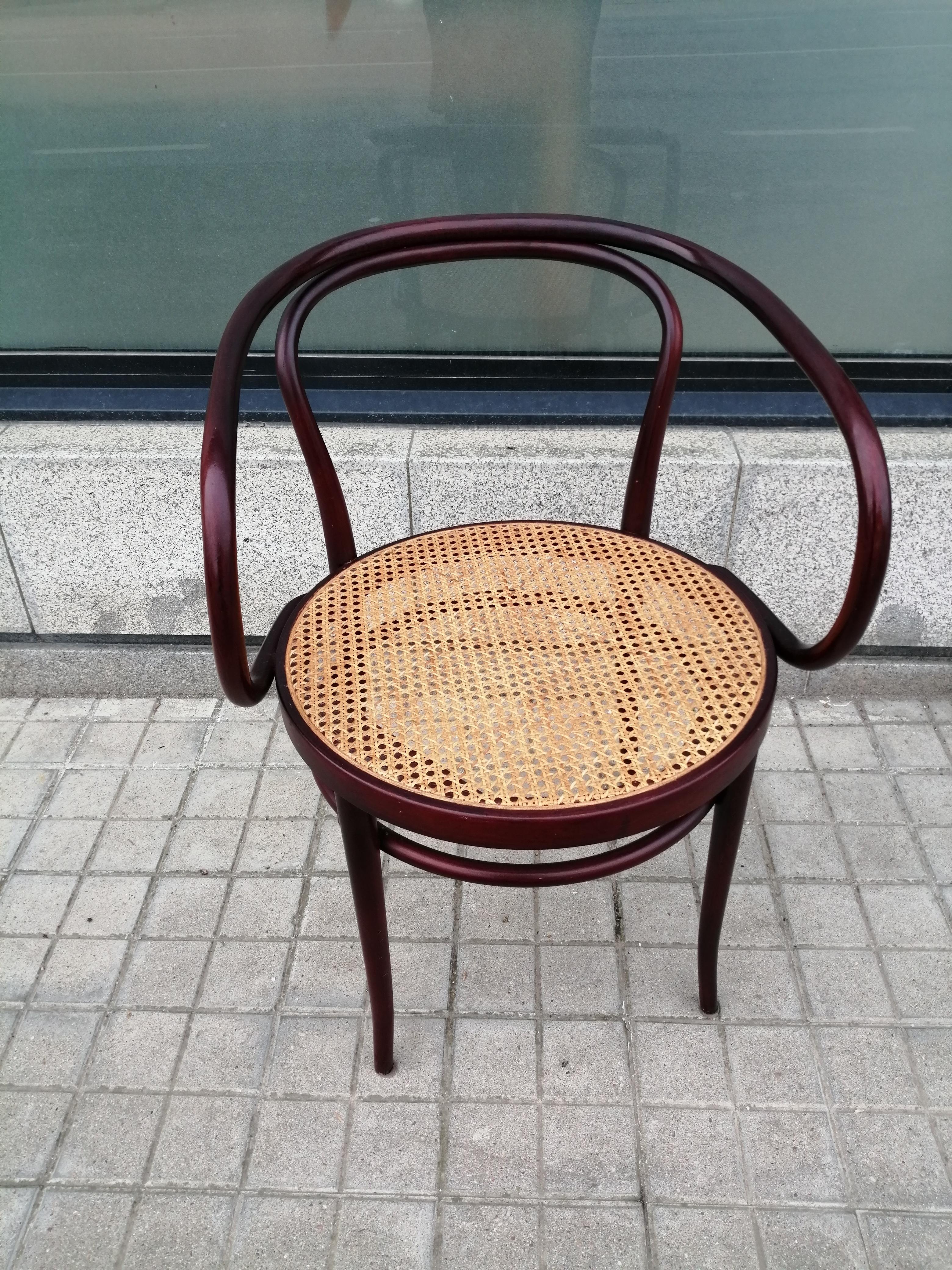 Mid-Century Modern Thonet 209 , Pair of Cane and Bentwood Chairs after Thonet 