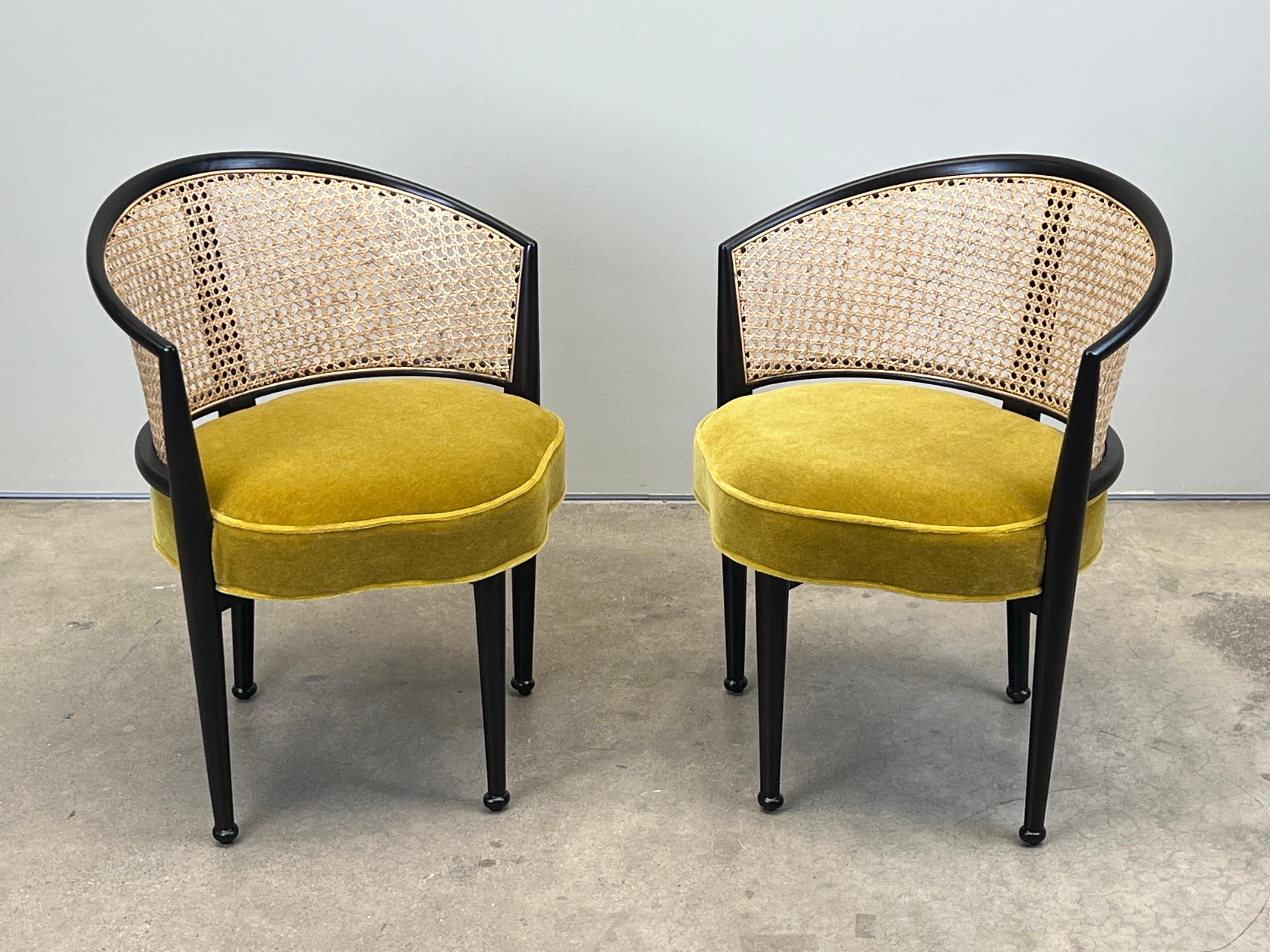 Paar Stühle mit Rohrrückenlehne von Edward Wormley für Dunbar im Angebot 11