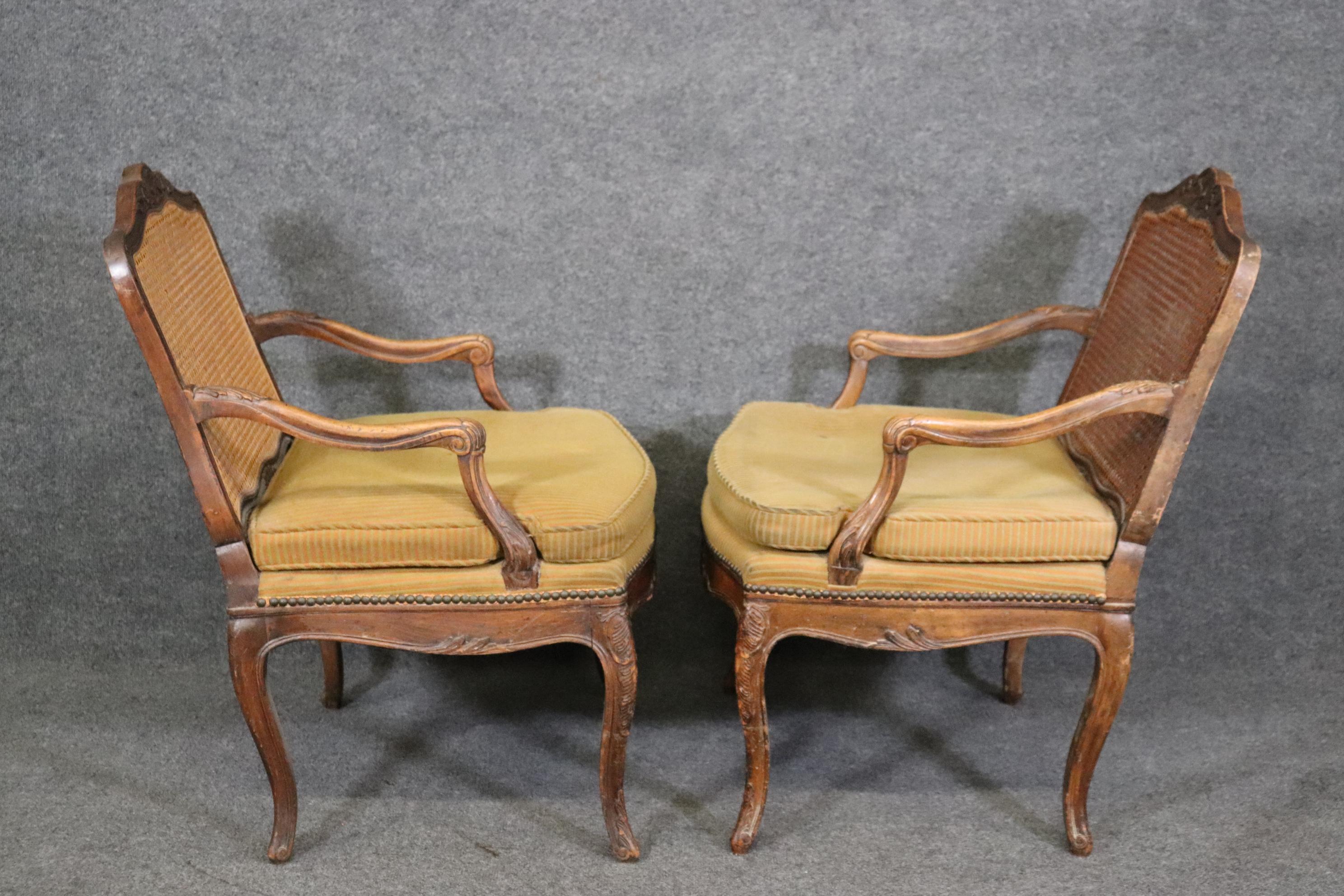 Walnut Pair of Cane Back French Louis XV Armchairs For Sale