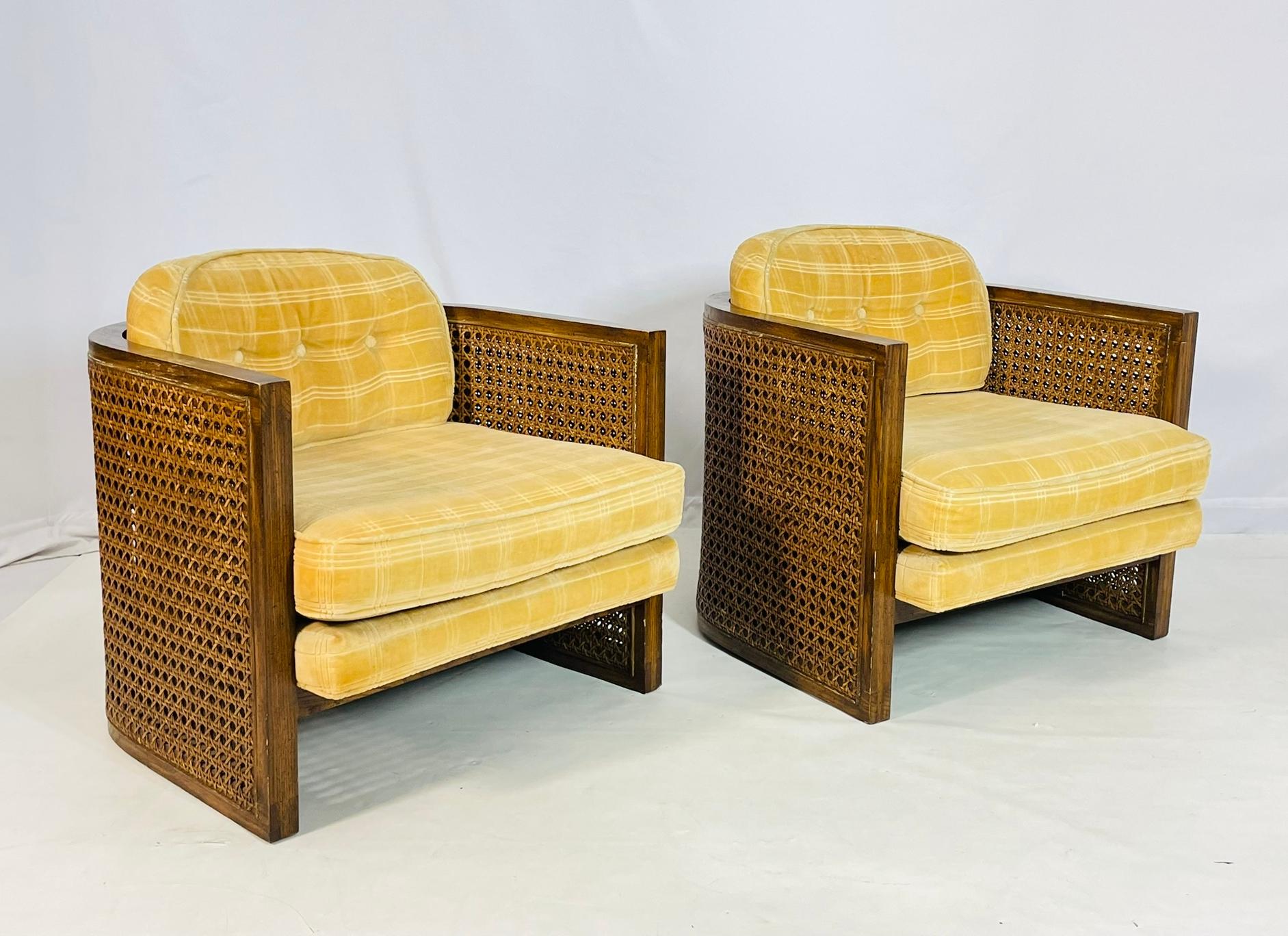Coppia di sedie da salotto con schienale a canne di Debu Furniture, USA anni '70 In condizioni buone in vendita a Los Angeles, CA