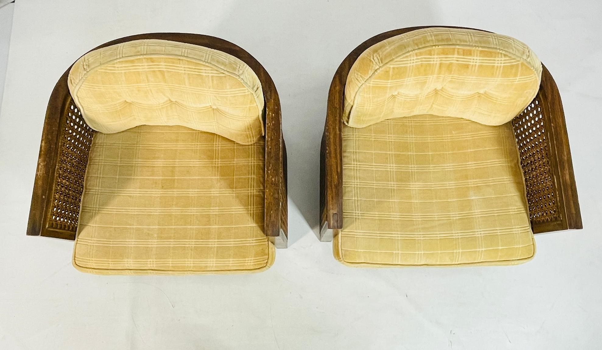 Fine XX secolo Coppia di sedie da salotto con schienale a canne di Debu Furniture, USA anni '70 in vendita