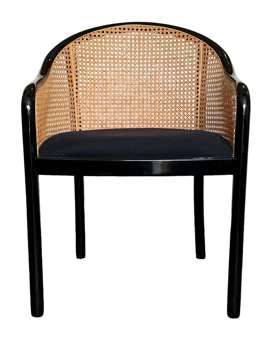 Mid-Century Modern Paire de fauteuils d'appoint italiens modernes du milieu du siècle dernier, d'après Ward Bennet