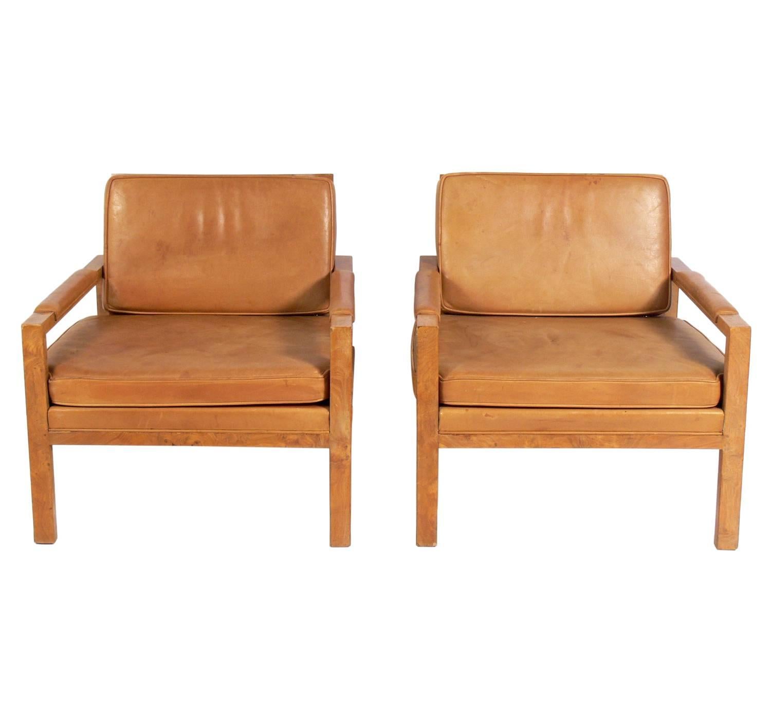 Mid-Century Modern Pair of Caned Back Burl Wood Lounge Chairs in Original Saddle Leather