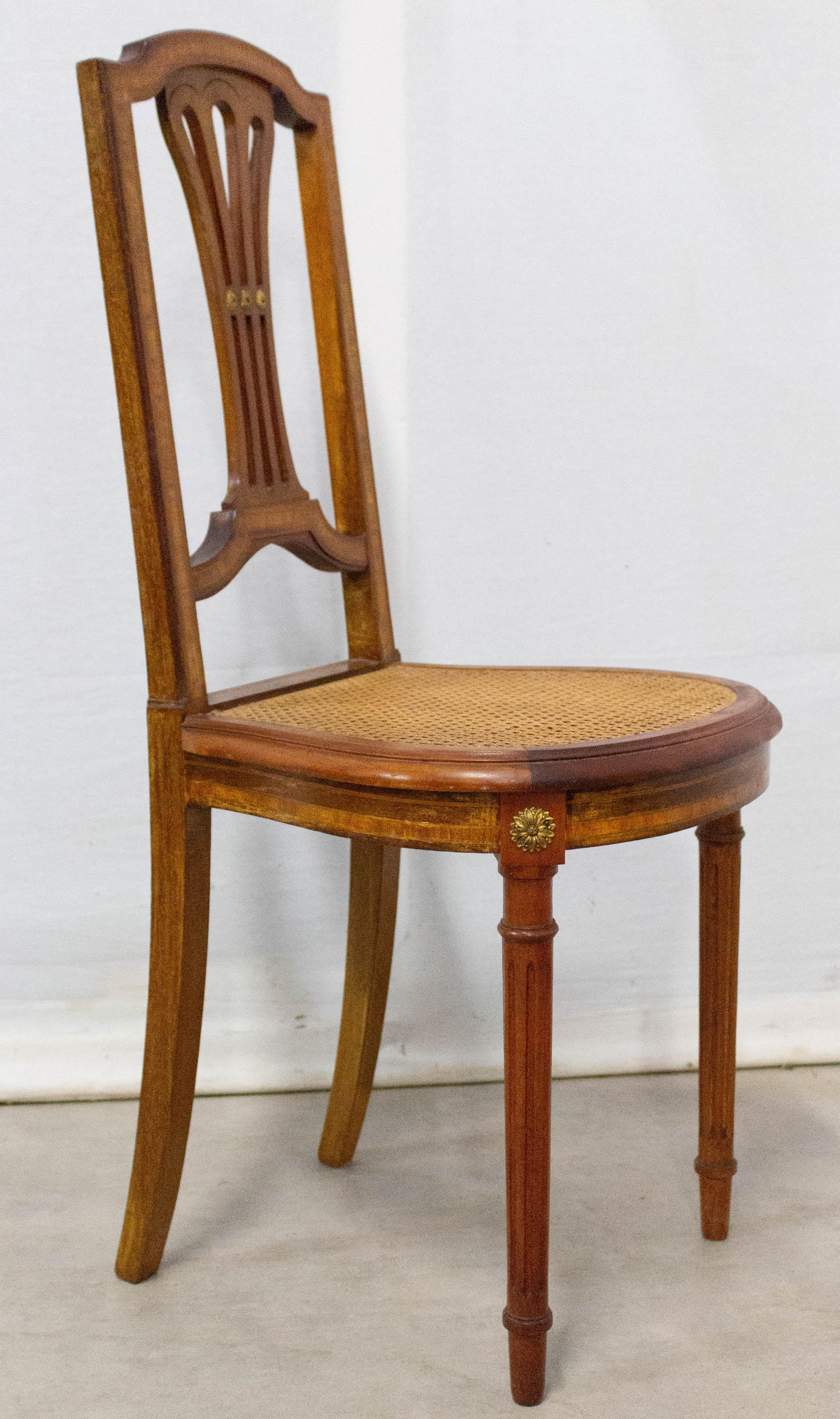 Paire de chaises de salle à manger ou chaises d'appoint cannées de style Louis XVI français Bon état - En vente à Labrit, Landes