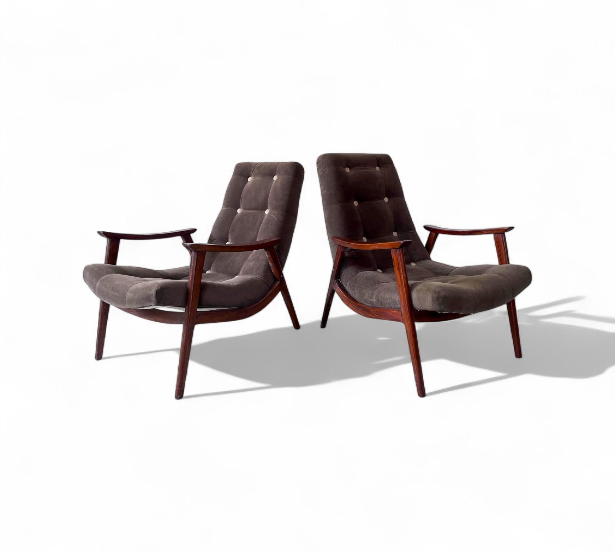 Pair of “Canoa” Armchairs in Wood & Fabric by Gelli, c. 1960s In Good Condition For Sale In New York, NY