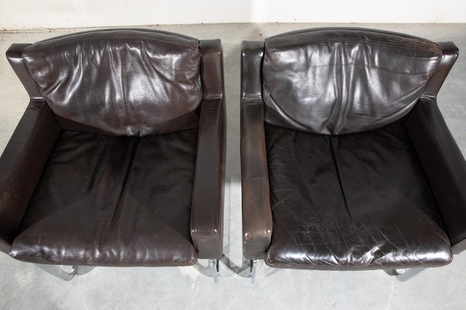 Mid-Century Modern Pair of Cantilever Leather Chairs, by Robert Haussmann for De Sede, Ds201, 1957 For Sale