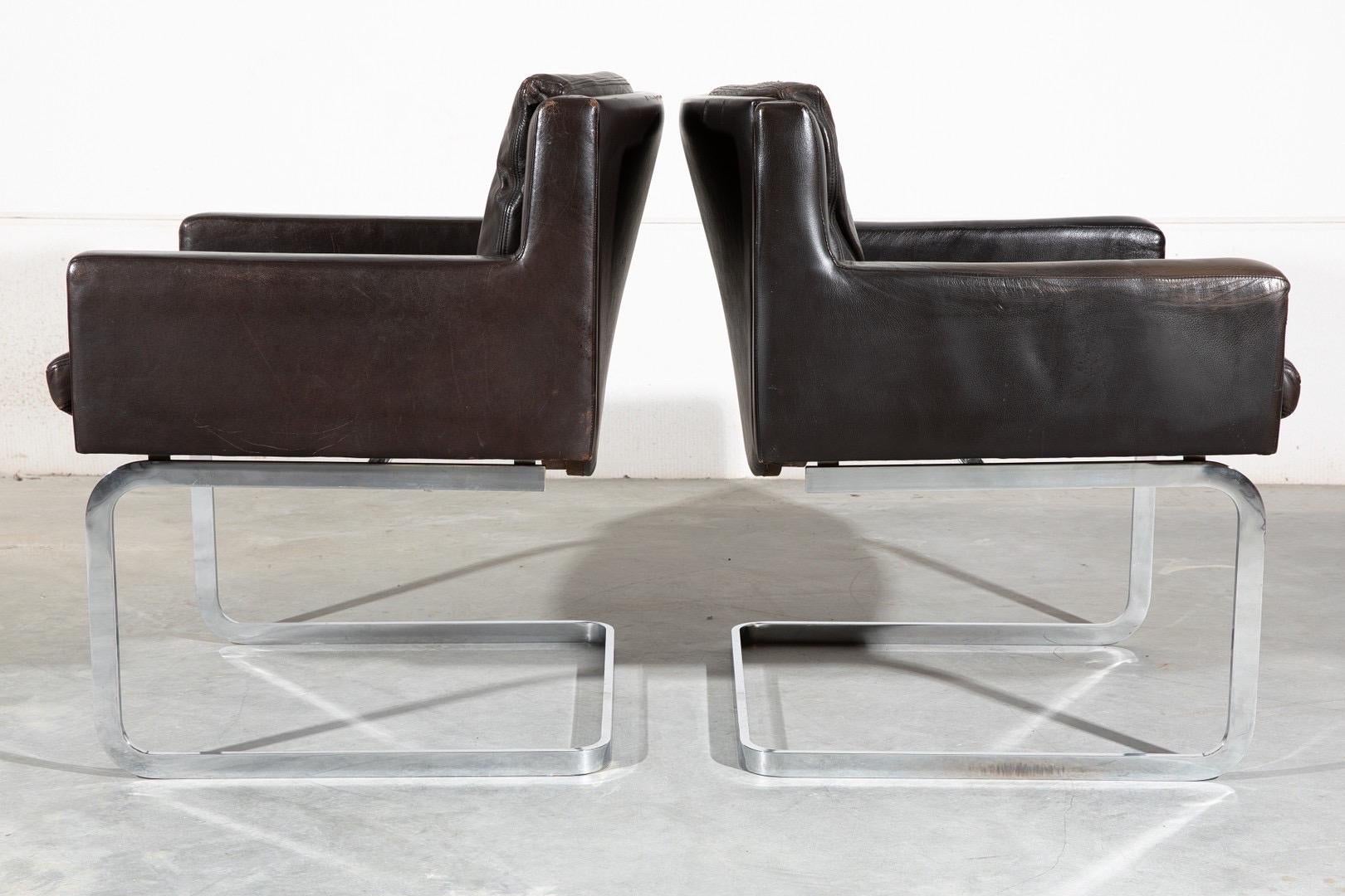 Swiss Pair of Cantilever Leather Chairs, by Robert Haussmann for De Sede, Ds201, 1957 For Sale