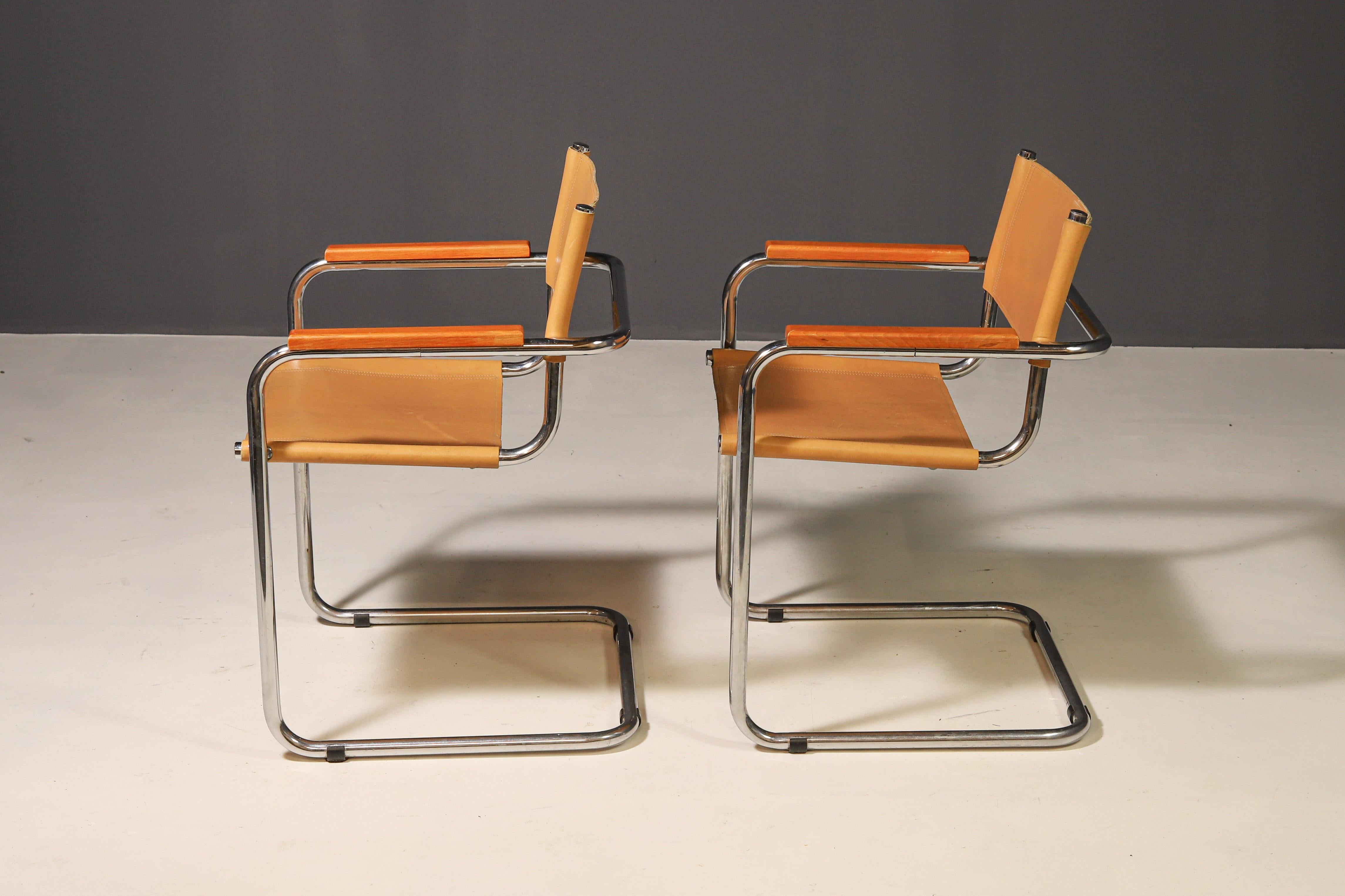 Czech Pair of Cantilever Tubular Steel Armchairs by Marcel Breuer, 1970´s For Sale