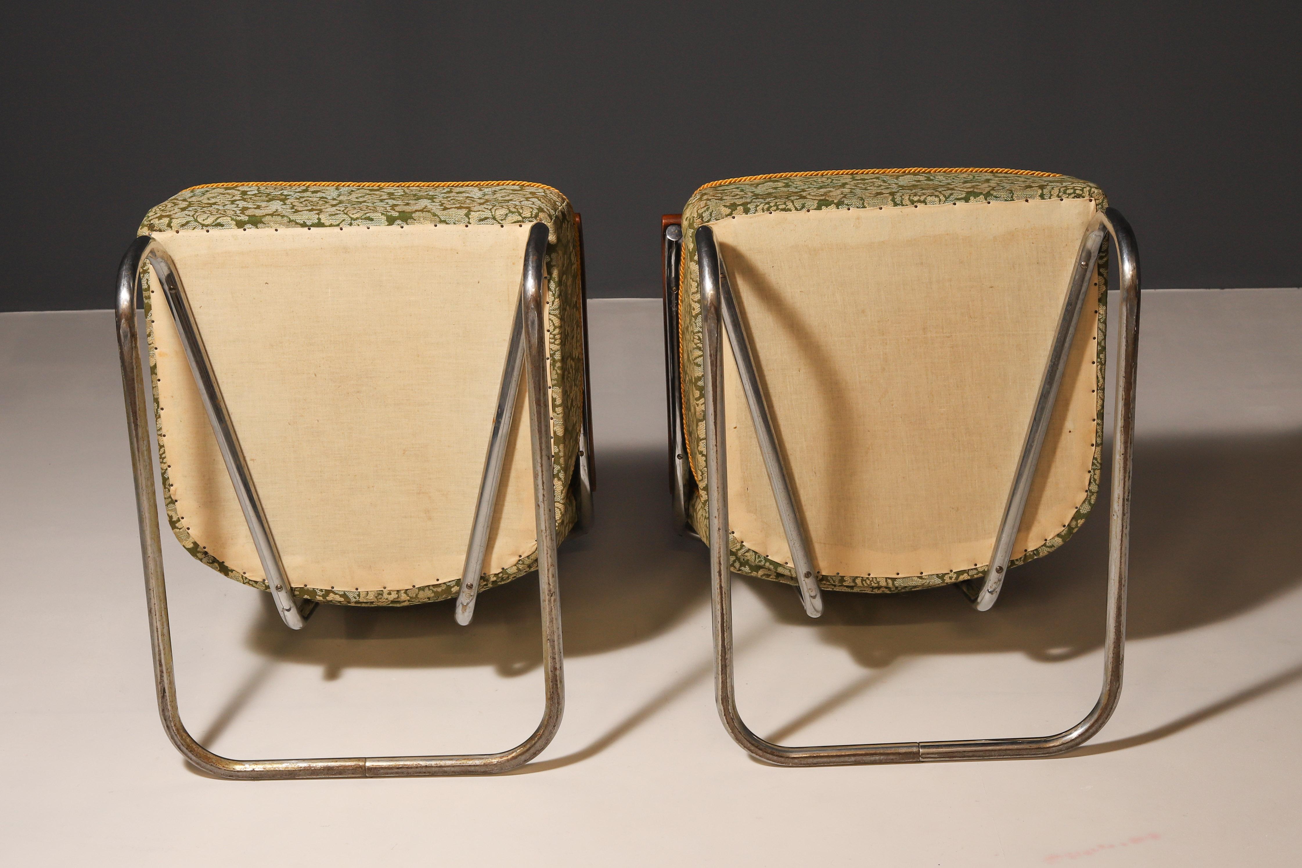 Pair of Cantilever Tubular Steel Armchairs for Kovona, Czechoslovakia, 1950’s For Sale 5
