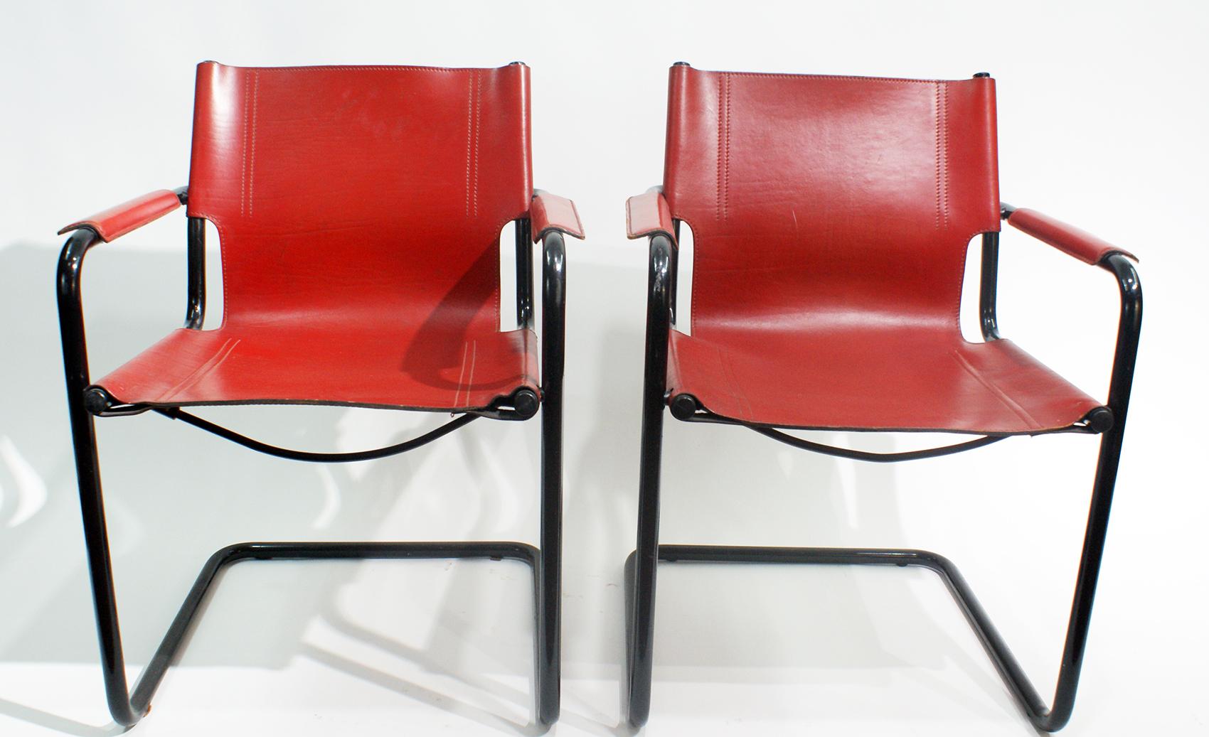 Freitragende Besucher-Beistellstühle, signiert Matteo Grassi, Italien, 1970er Jahre, Paar (Bauhaus) im Angebot