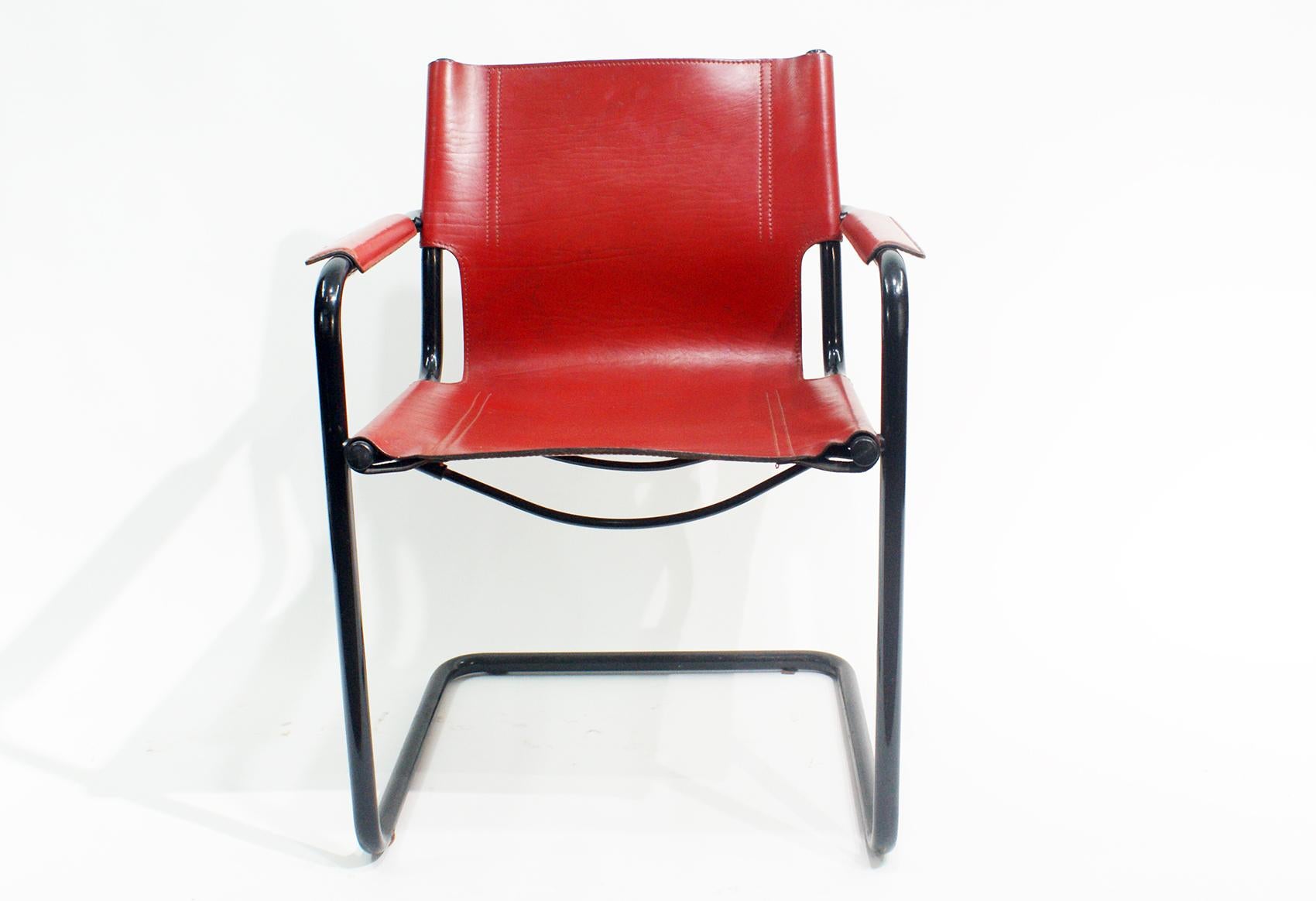 Bauhaus Pair of Cantilever Visitor Side Chairs, Signed Matteo Grassi, Italy, 1970s For Sale