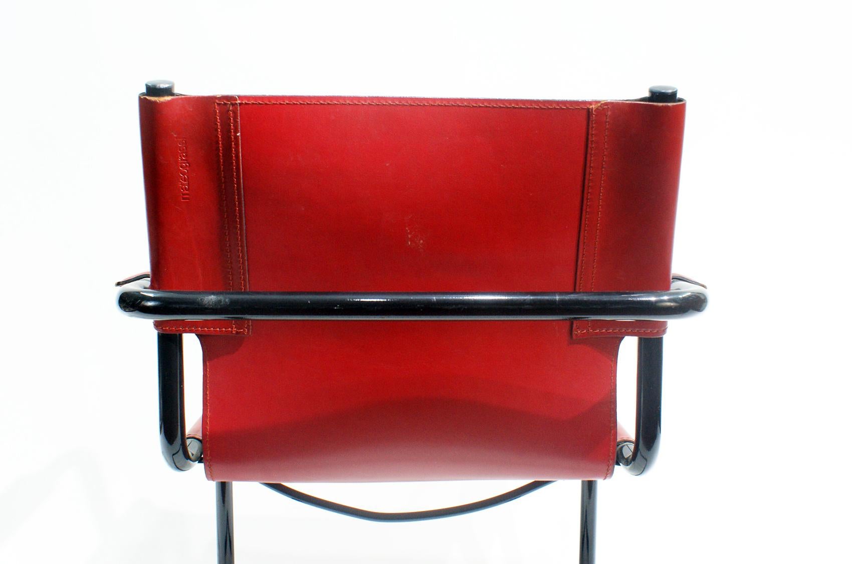 Italian Pair of Cantilever Visitor Side Chairs, Signed Matteo Grassi, Italy, 1970s For Sale