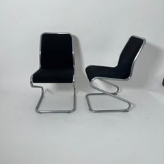 Pair of Cantilever Z-Chairs, Steeltube and Black Fabric, Italy circa 1970