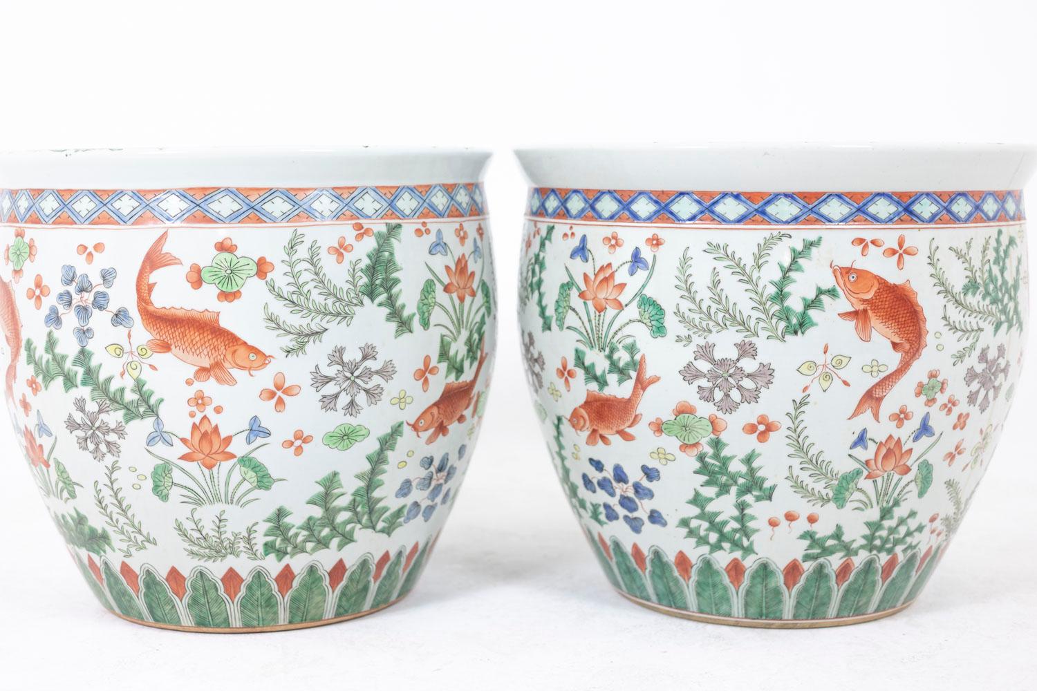 20th Century Pair of Canton porcelain planters, circa 1950 For Sale