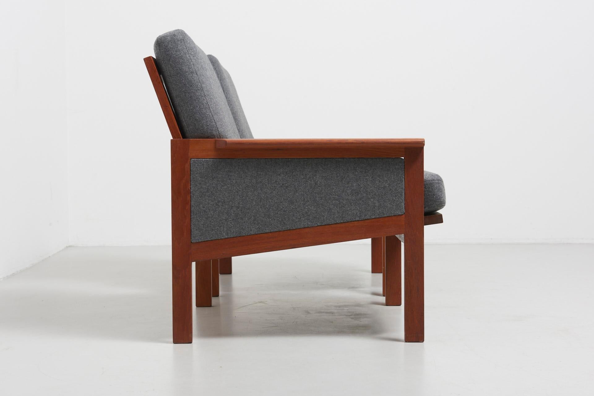 Mid-Century Modern Pair of Capella Lounge Chairs by Illum Wikkelsø, 1959