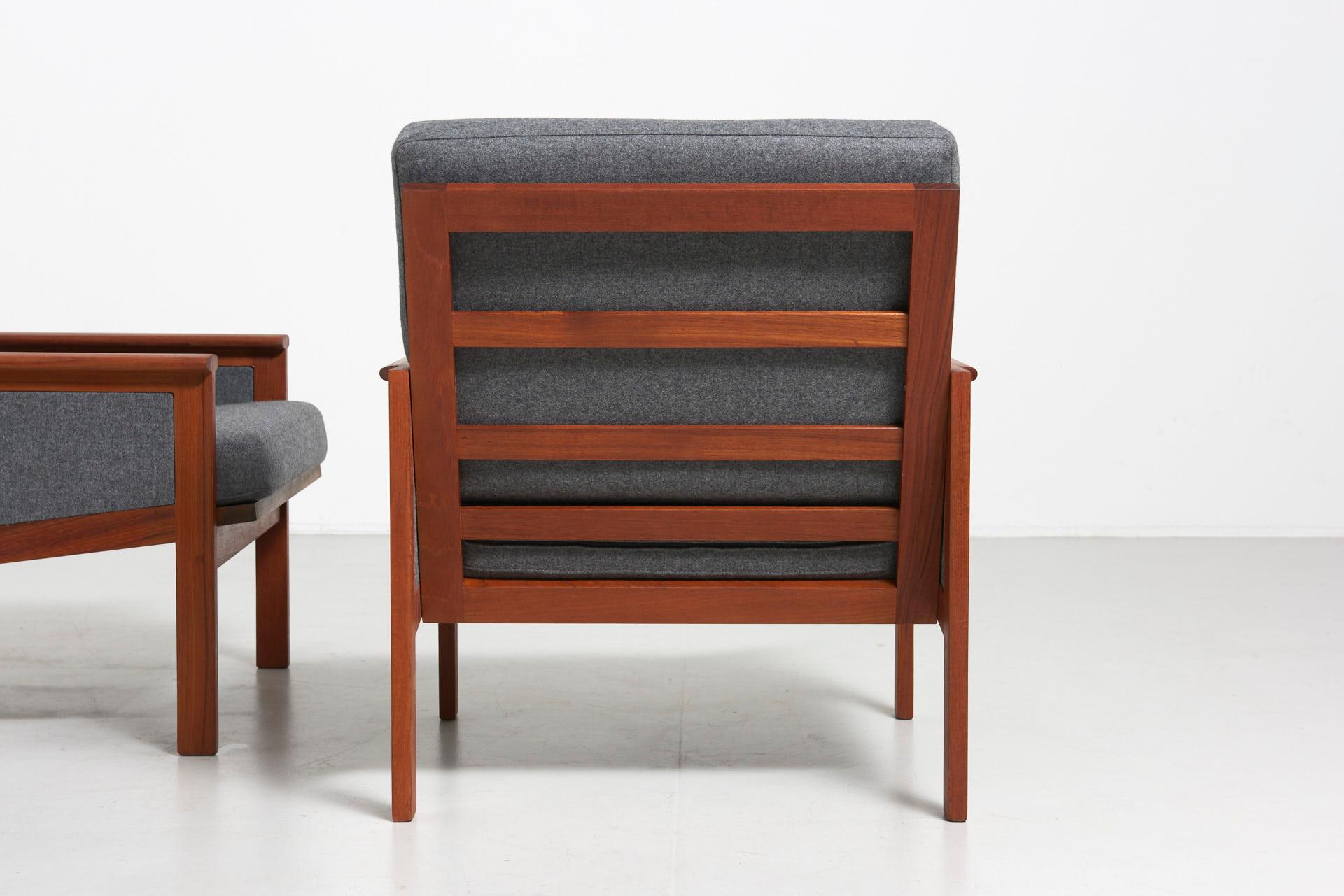Pair of Capella Lounge Chairs by Illum Wikkelsø, 1959 2