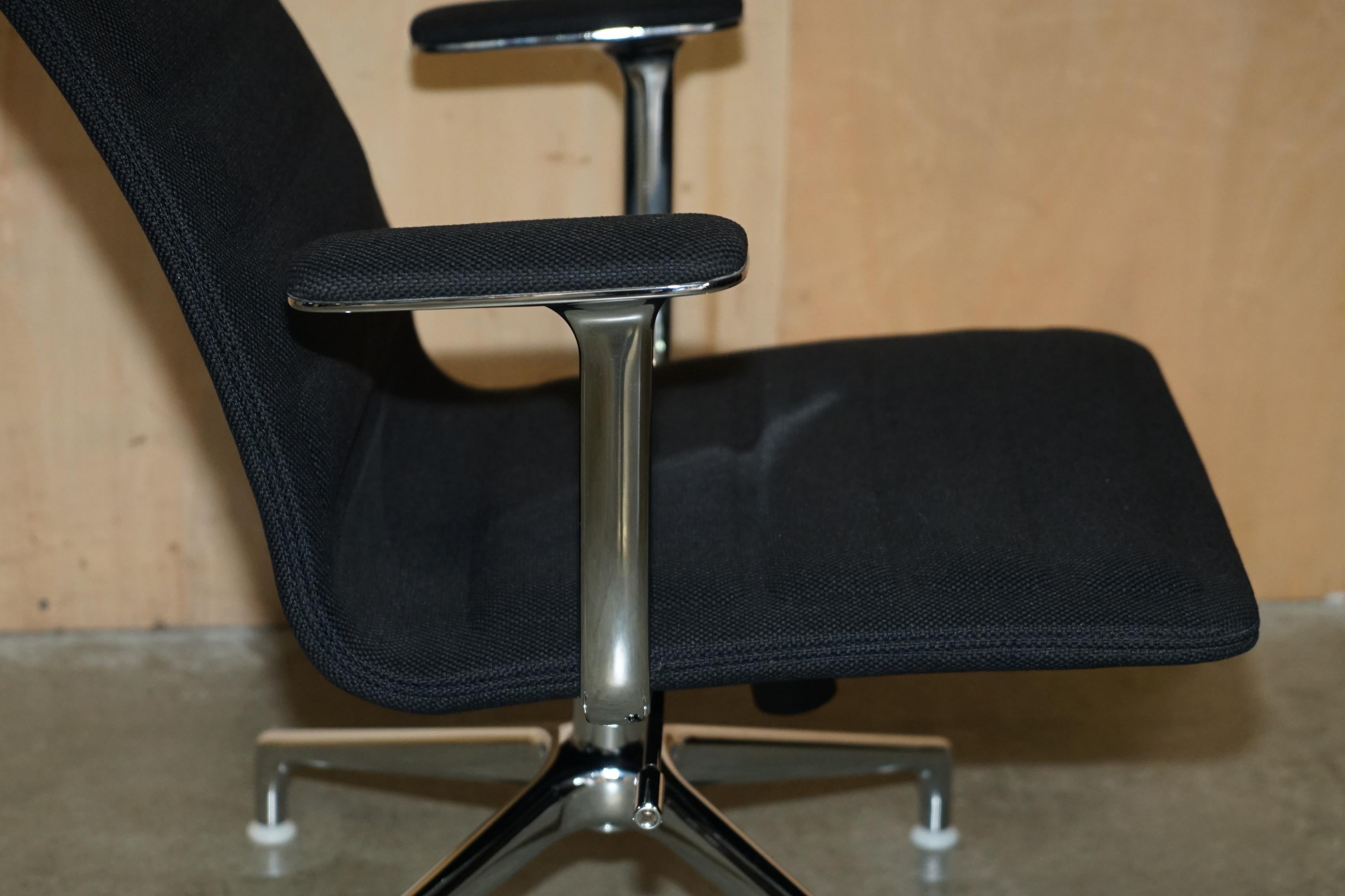 PAIR OF CAPPELLINI LOTUS OFFICE LOUNGE ARMCHAiRS BY JASPER MORRISON For Sale 7