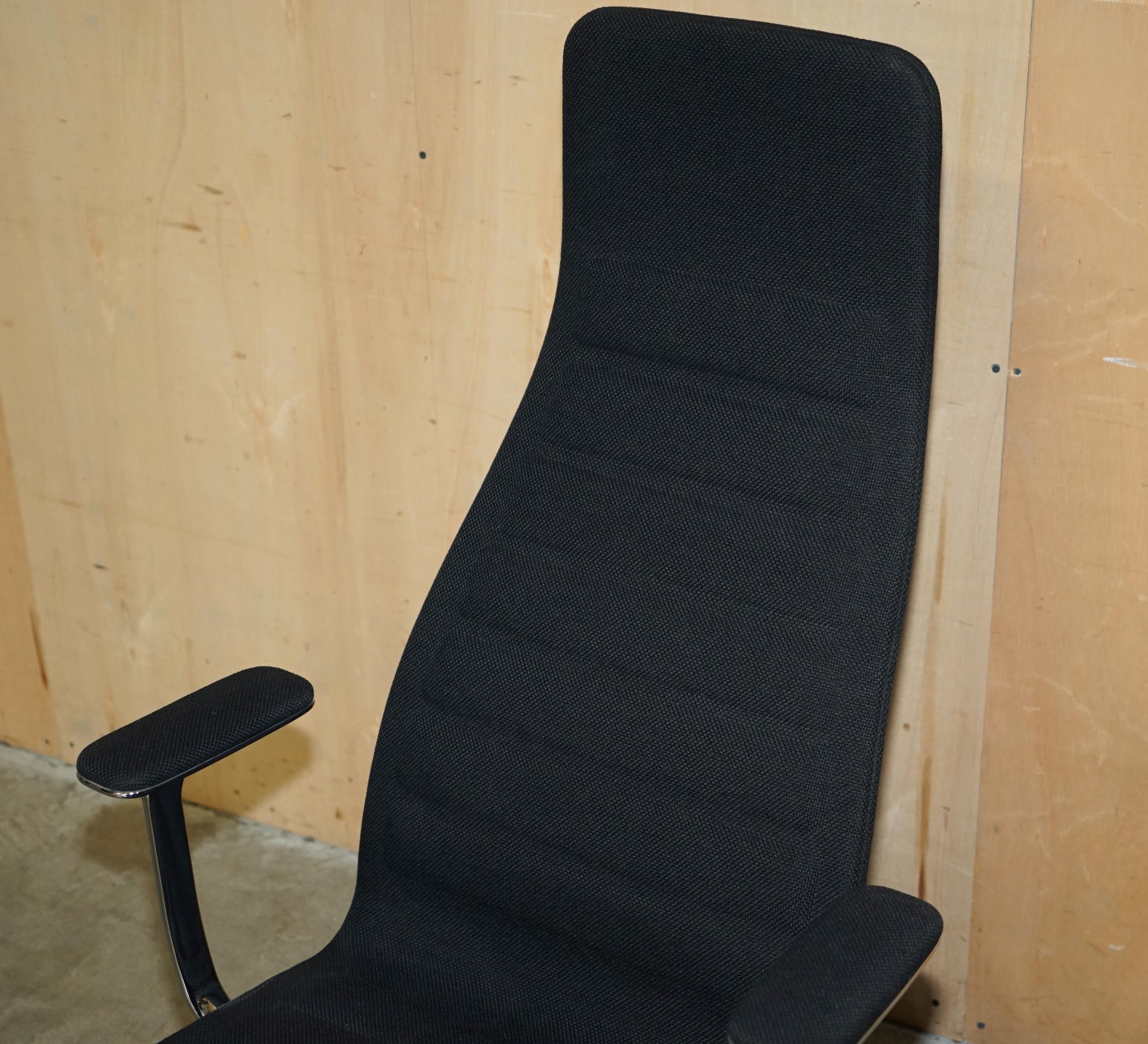 PAIR OF CAPPELLINI LOTUS OFFICE LOUNGE ARMCHAiRS BY JASPER MORRISON In Good Condition For Sale In West Sussex, Pulborough