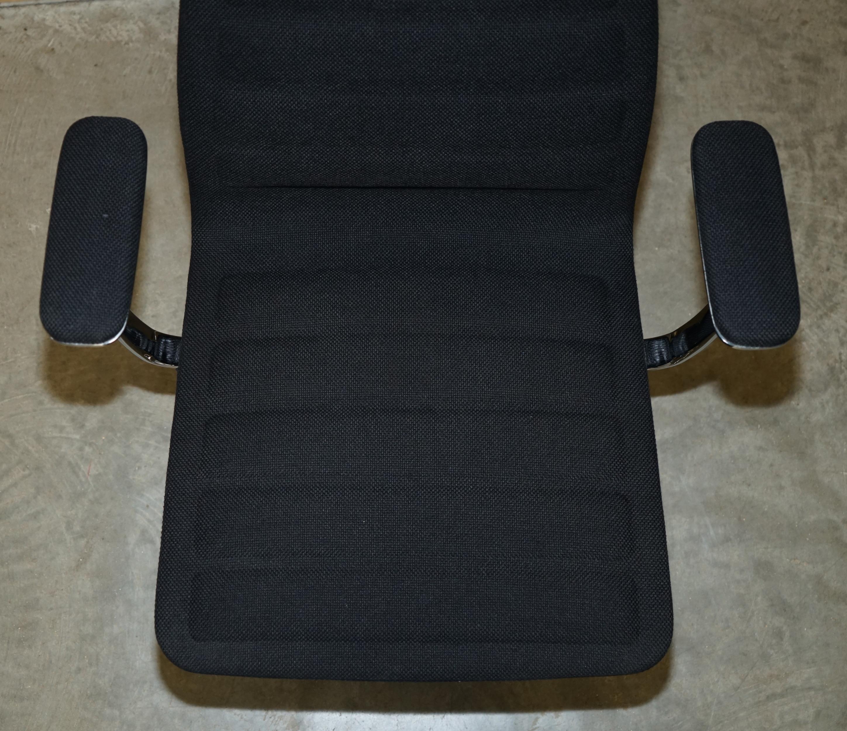 20th Century PAIR OF CAPPELLINI LOTUS OFFICE LOUNGE ARMCHAiRS BY JASPER MORRISON For Sale