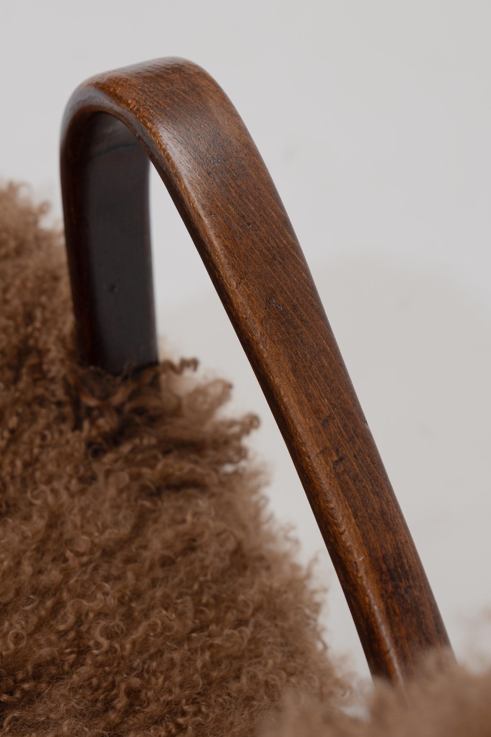 Pair of Caramel Scandinavian Art Deco Armchairs in Mongolian Sheepskin, 1950s For Sale 6