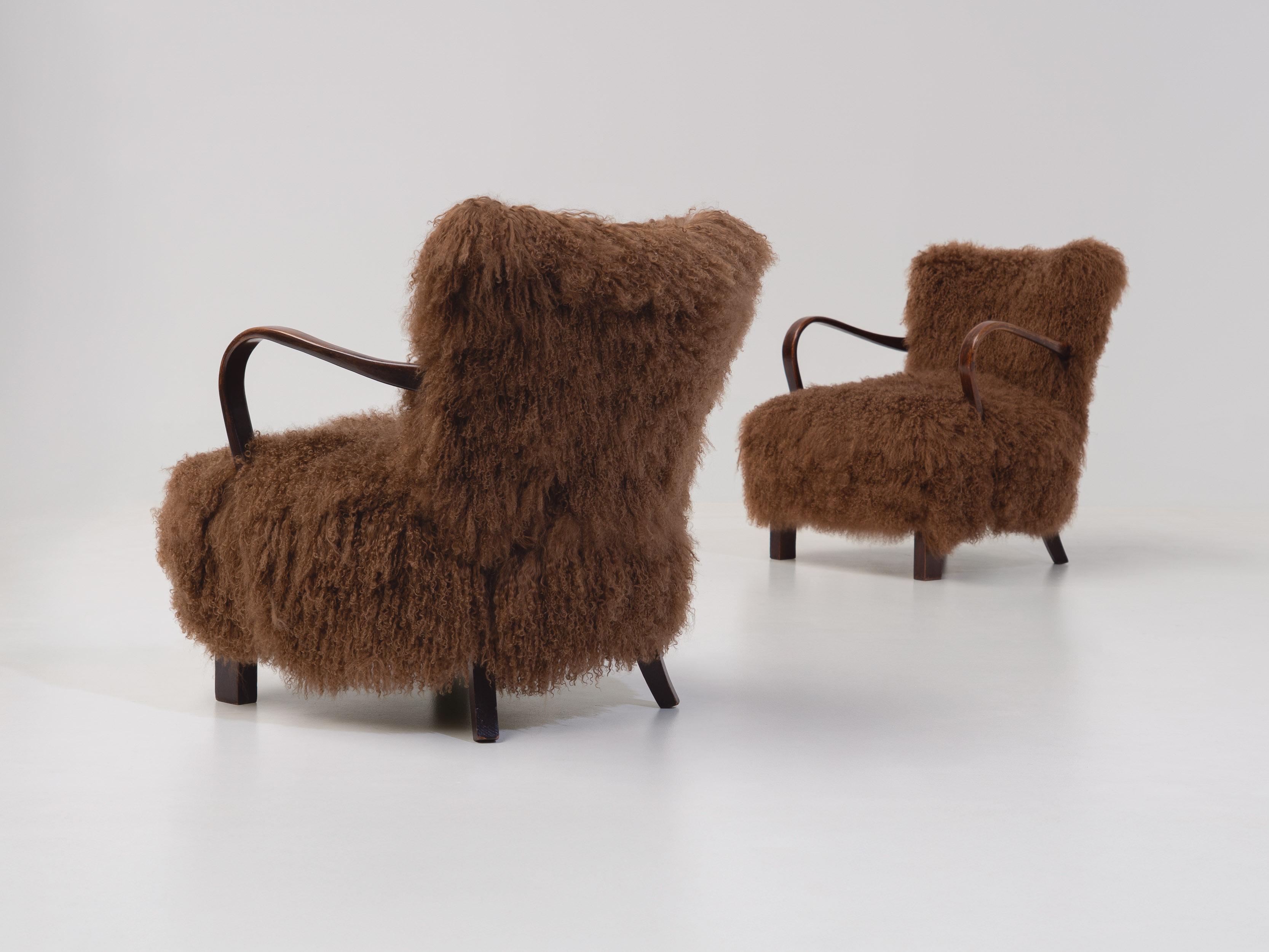 Pair of Caramel Scandinavian Art Deco Armchairs in Mongolian Sheepskin, 1950s For Sale 8