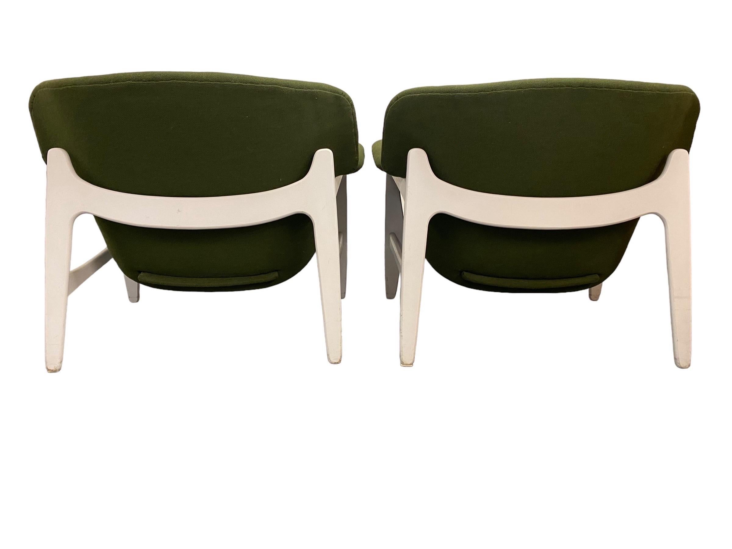Coppia di poltrone Carin Bryggman in verde e bianco, Boman OY Metà del XX secolo in vendita 2