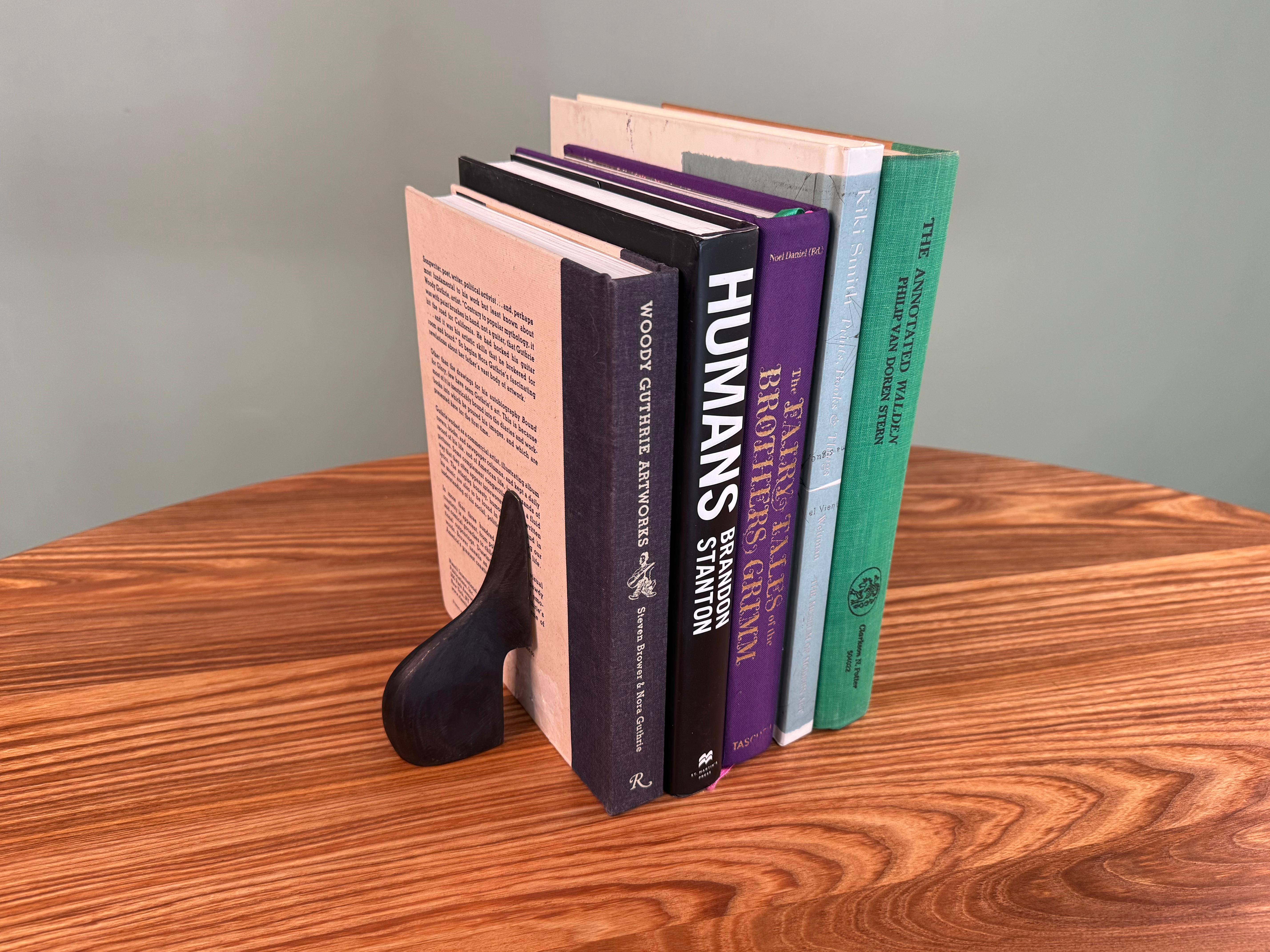 Paire de serre-livres en laiton Carl Auböck modèle #3652 en vente 3