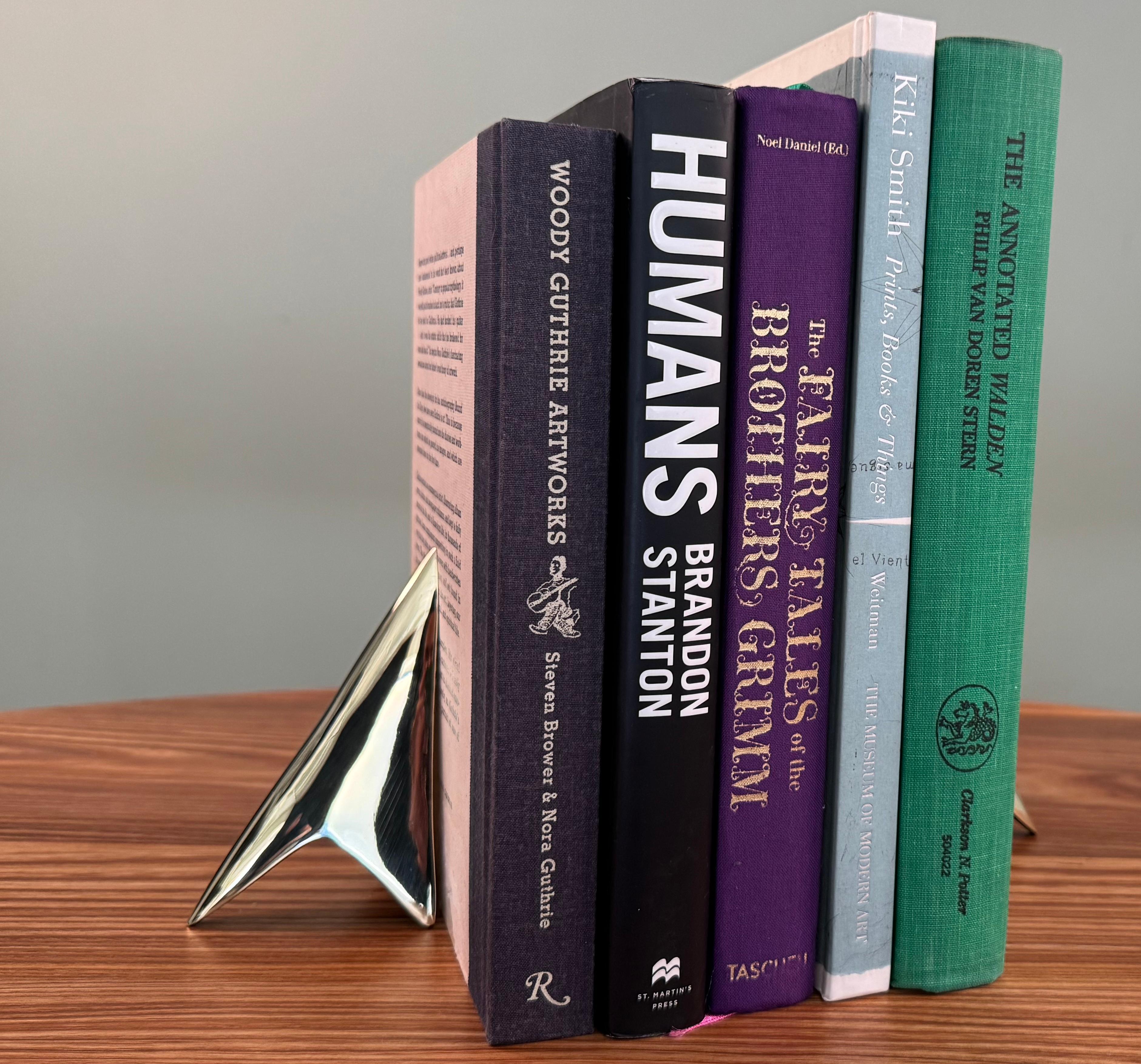 Laiton Paire de serre-livres en laiton Carl Auböck, modèle 3846 en vente