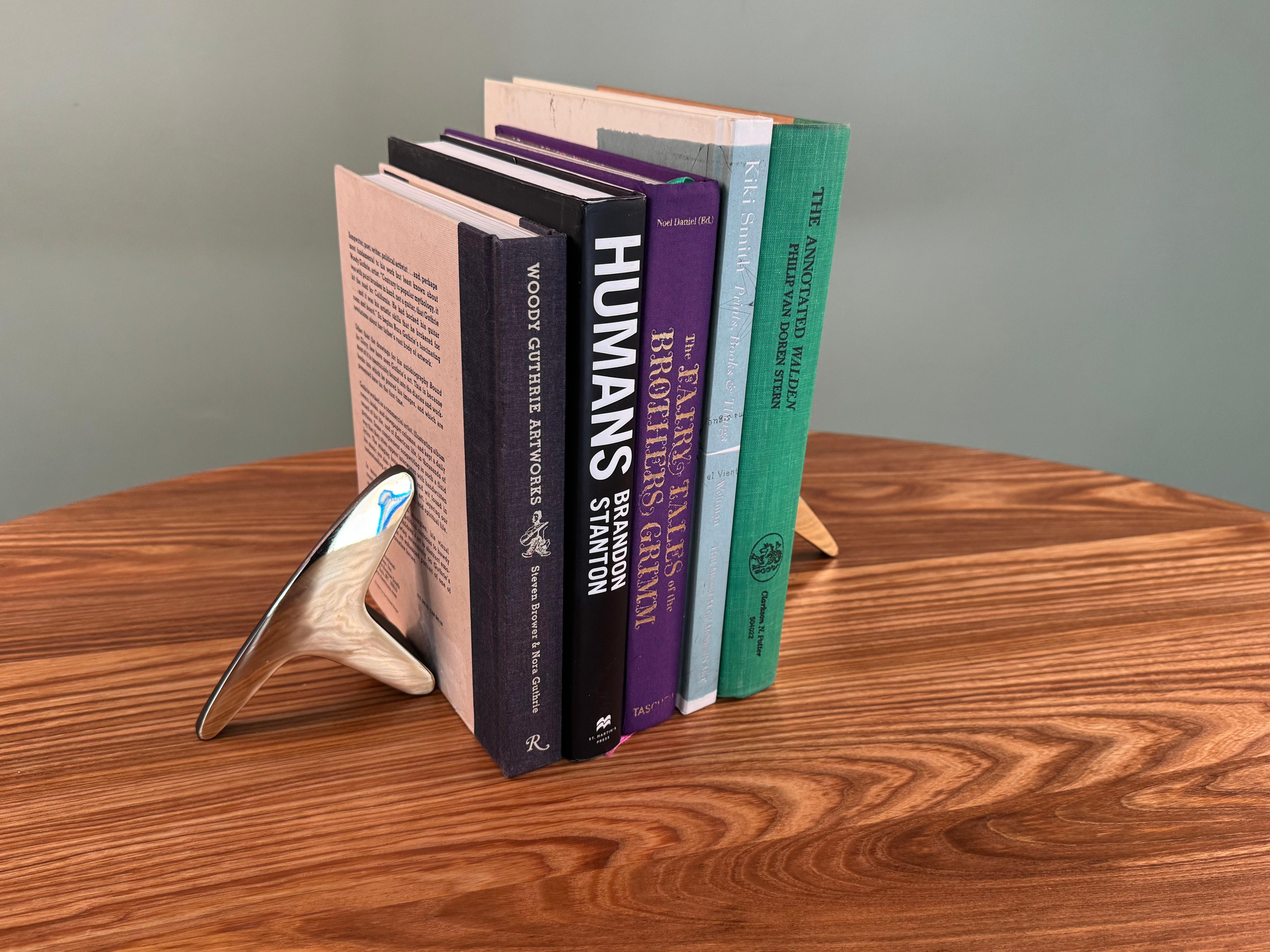 Autrichien Paire de serre-livres en laiton Carl Auböck, modèle 3847 en vente