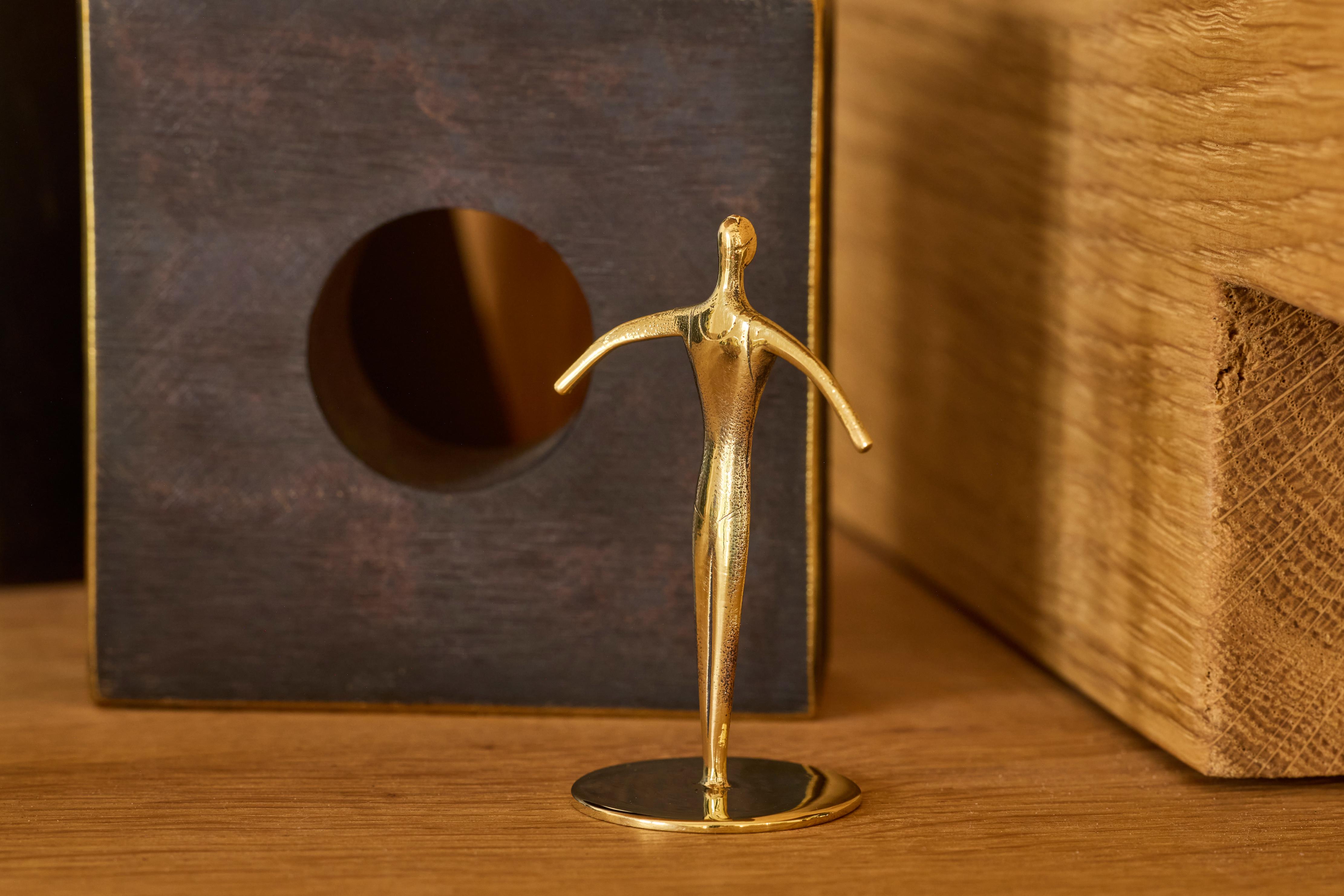 Mid-Century Modern Pair of Carl Auböck Model #4575 Patinated Square Brass Bookends For Sale