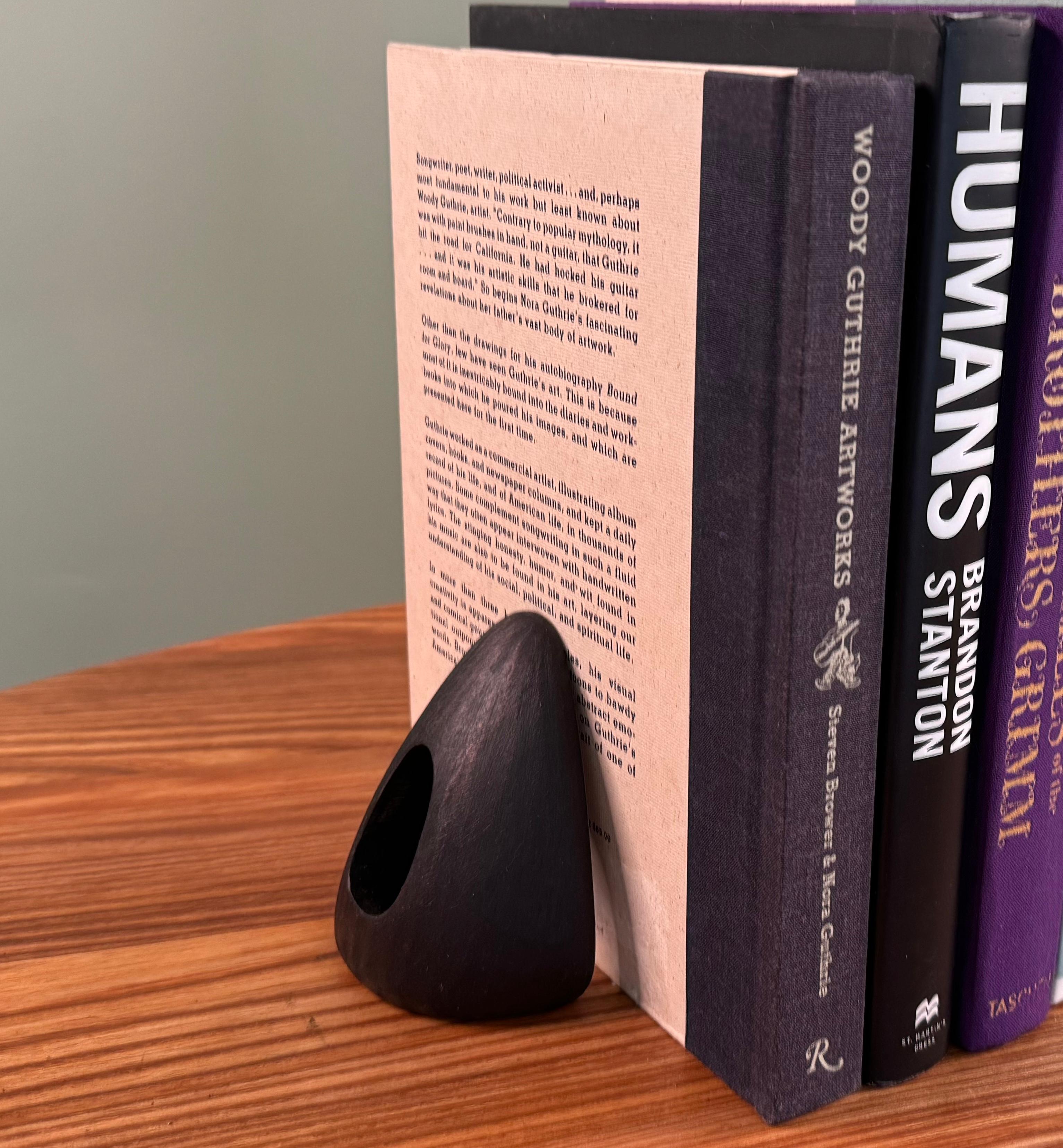 Paire de serre-livres en laiton Carl Auböck, modèle 4635 en vente 1