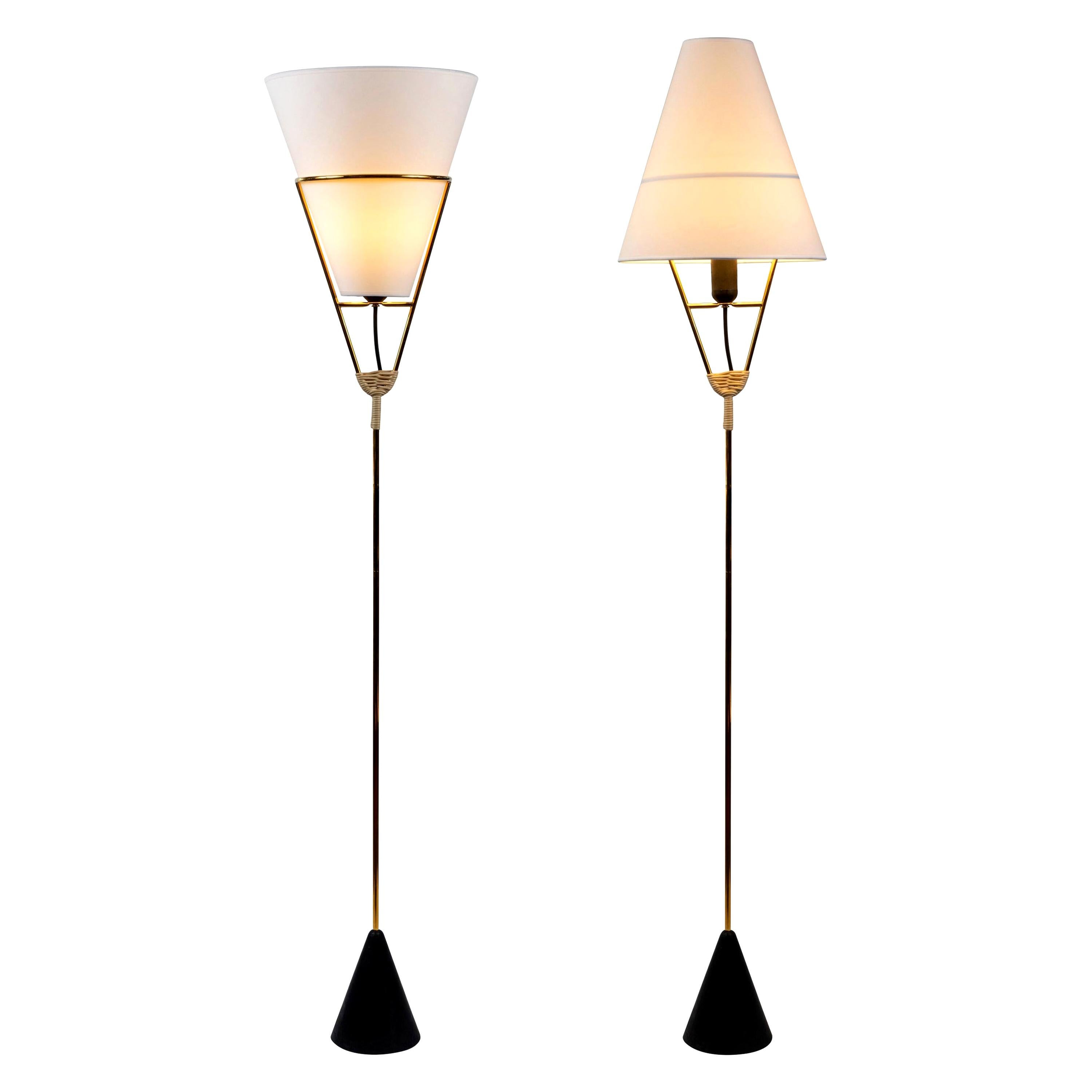 Paire de lampadaires Vice Versa de Carl Auböck en vente